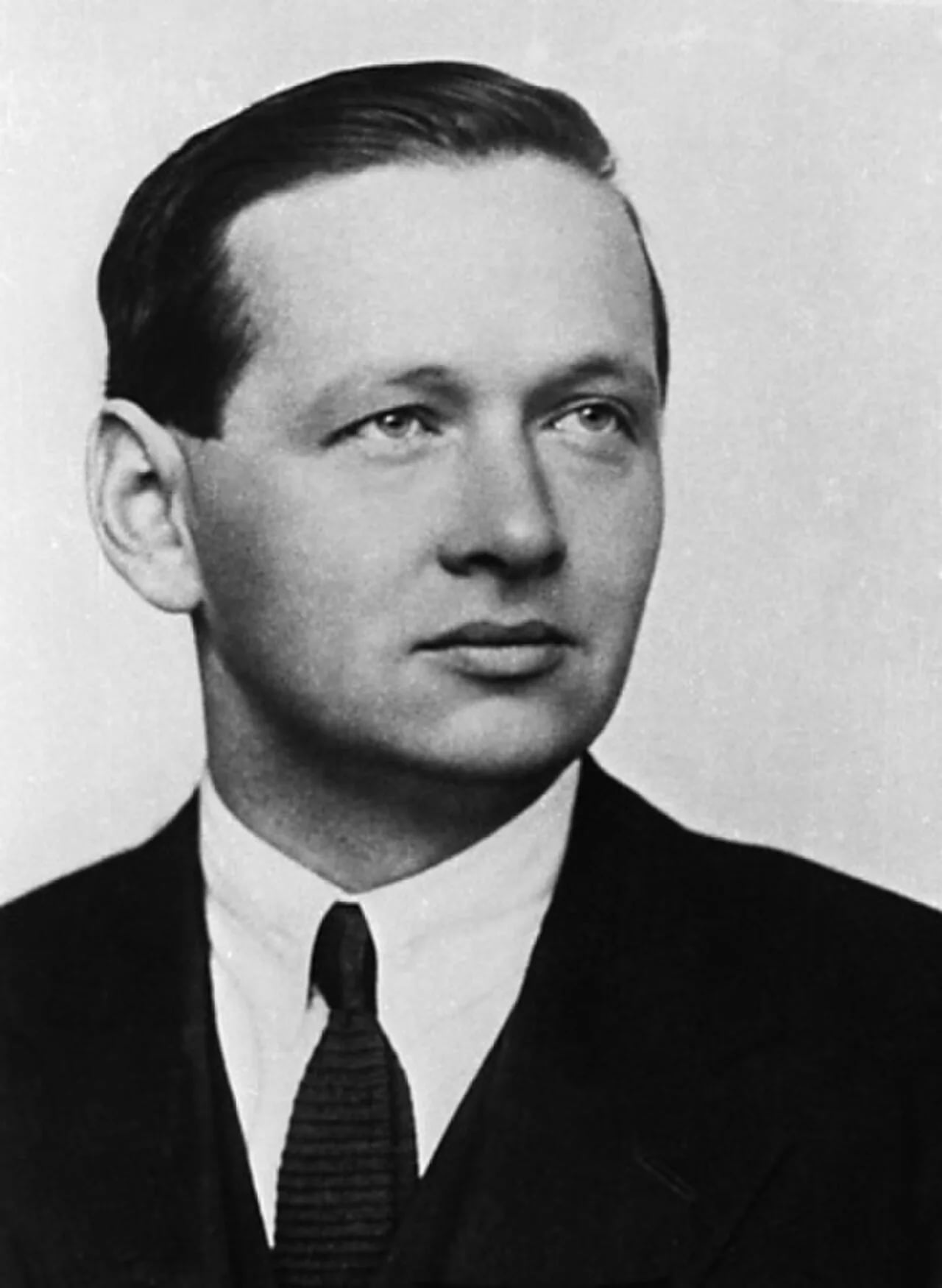 Portrait of Bedřich Václavek (1897–1943) – memorial page