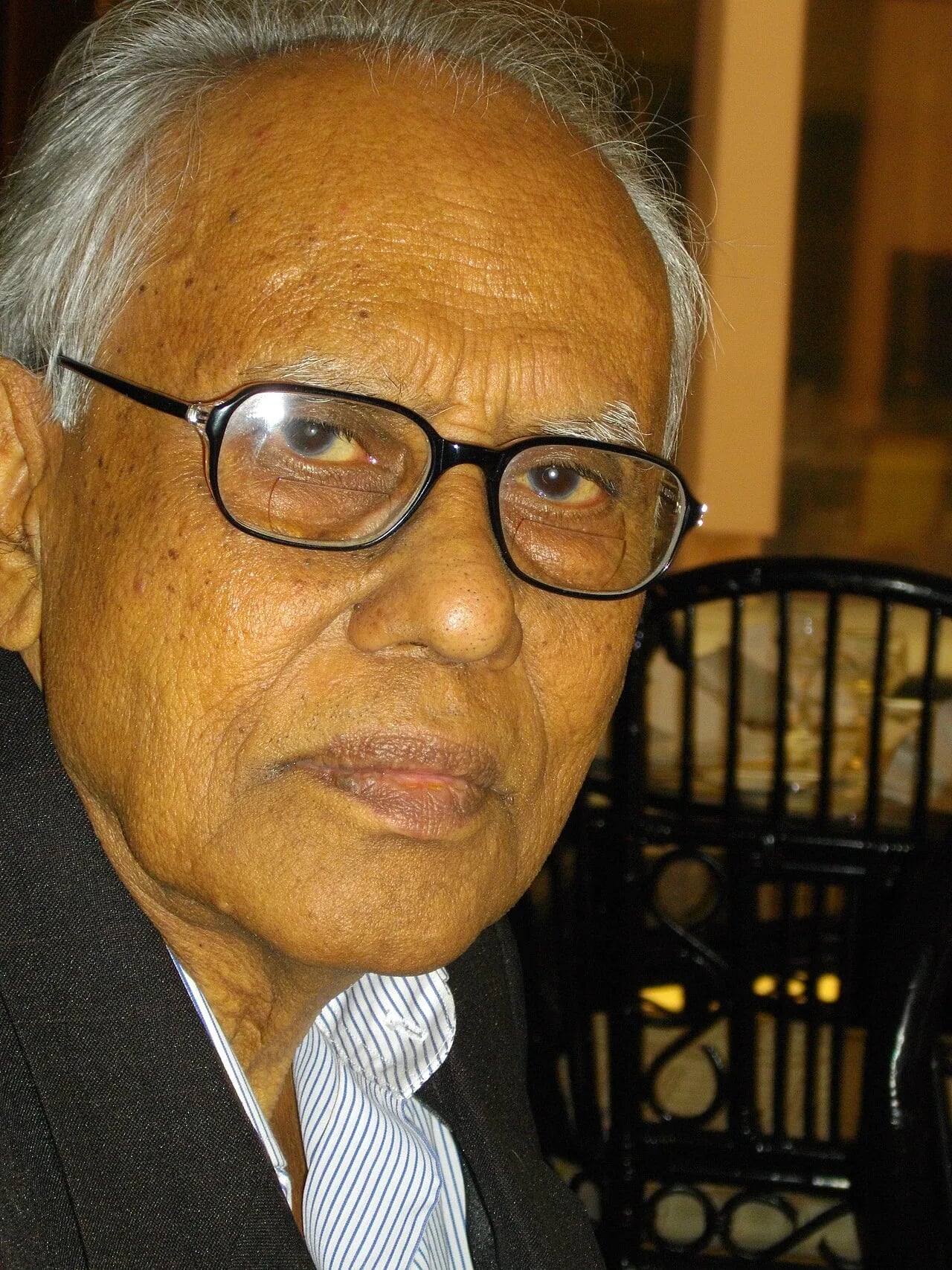 Porträt von Ahmed Rafiq (1929–2025) – Gedenkseite