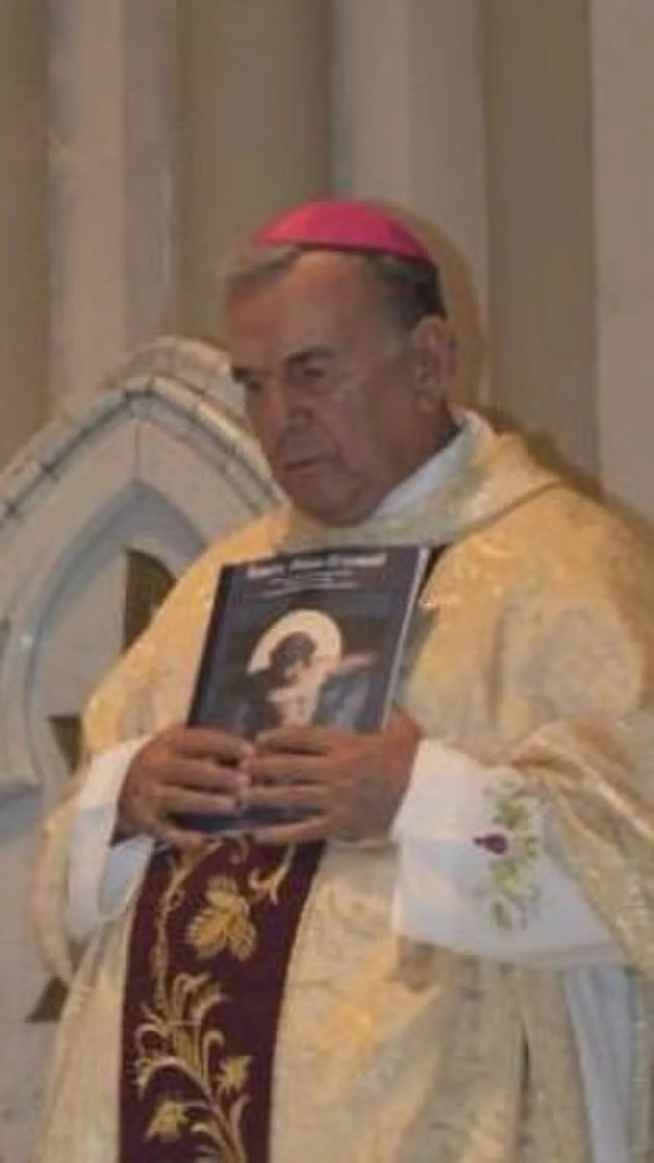 Portrait of Hugolino Cerasuolo Stacey (1932–2019) – memorial page