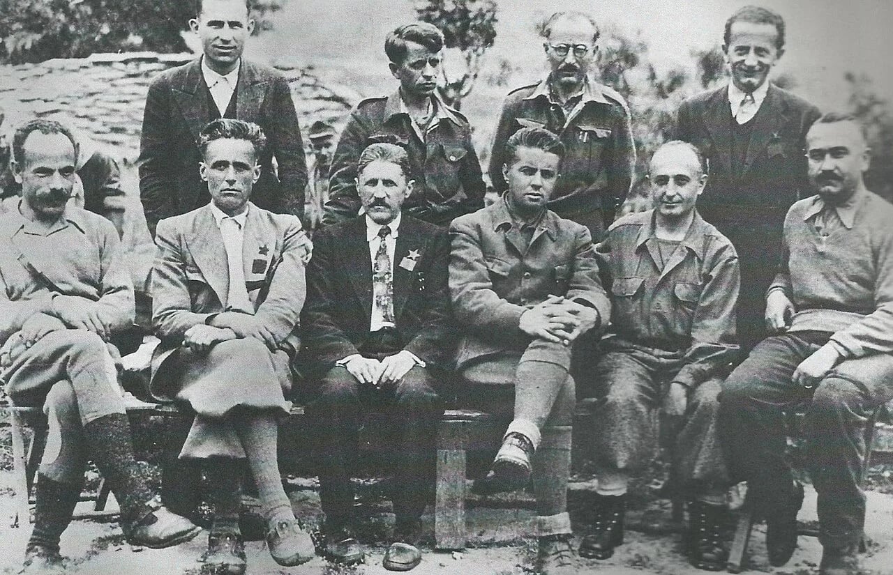 Portrait of Manol Konomi (1910–2002) – memorial page