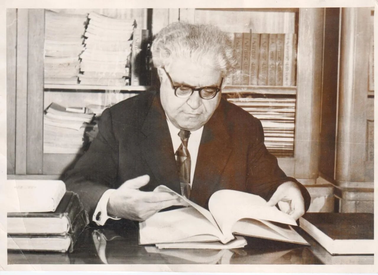 Portrait of Aschot Abrahamjan (1918–1985) – memorial page