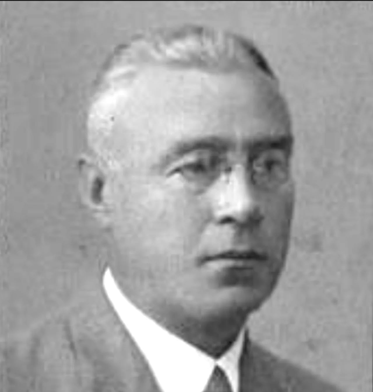 Portrait of Eduard Pihlak (1888–1944) – memorial page