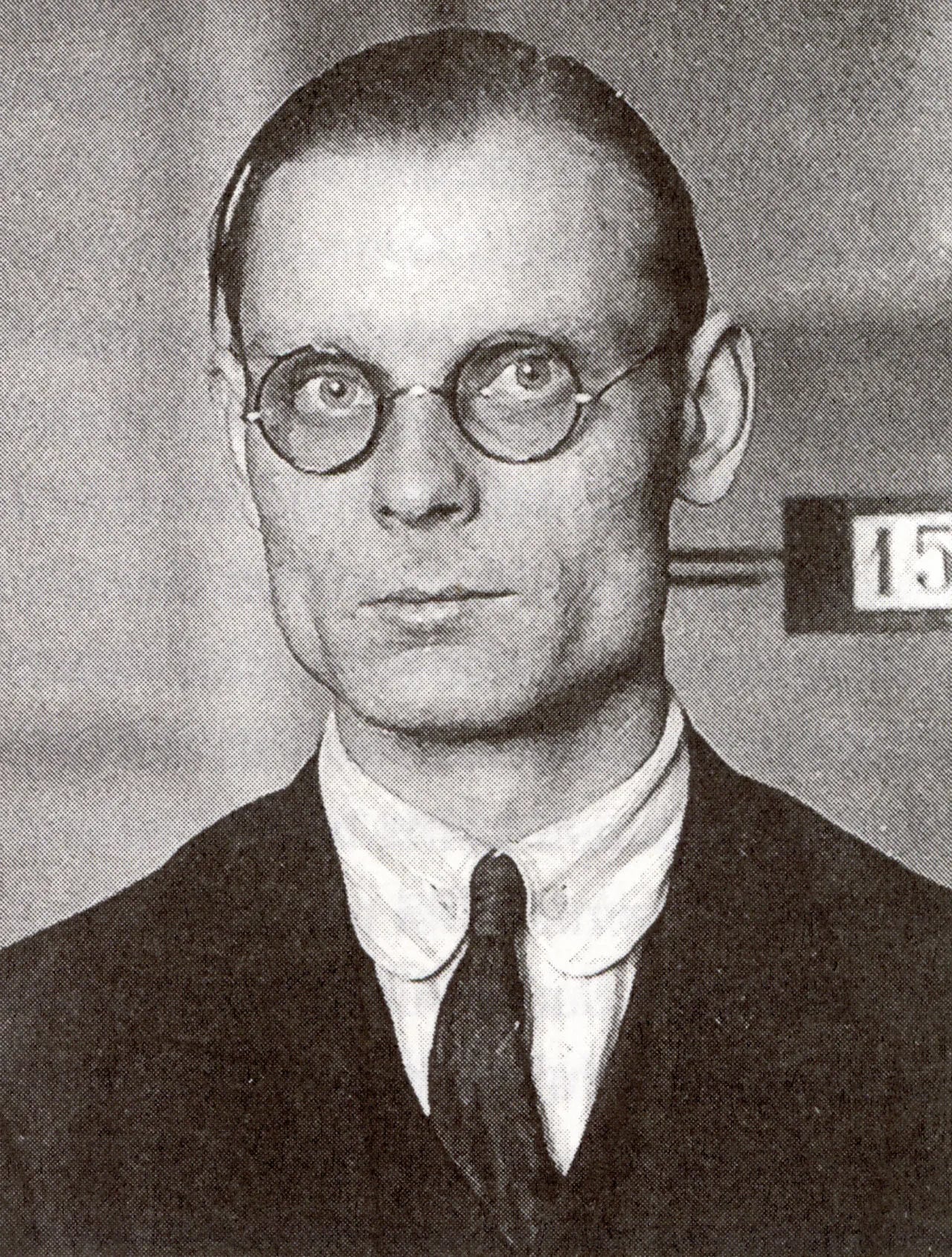Portrait of August Hansen (1895–1952) – memorial page