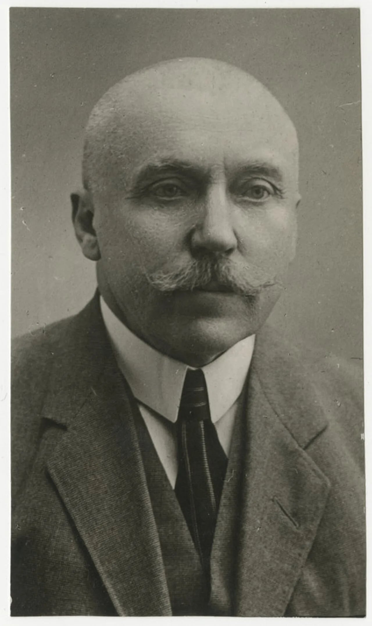 Portrait of Martin Terras (1875–1944) – memorial page