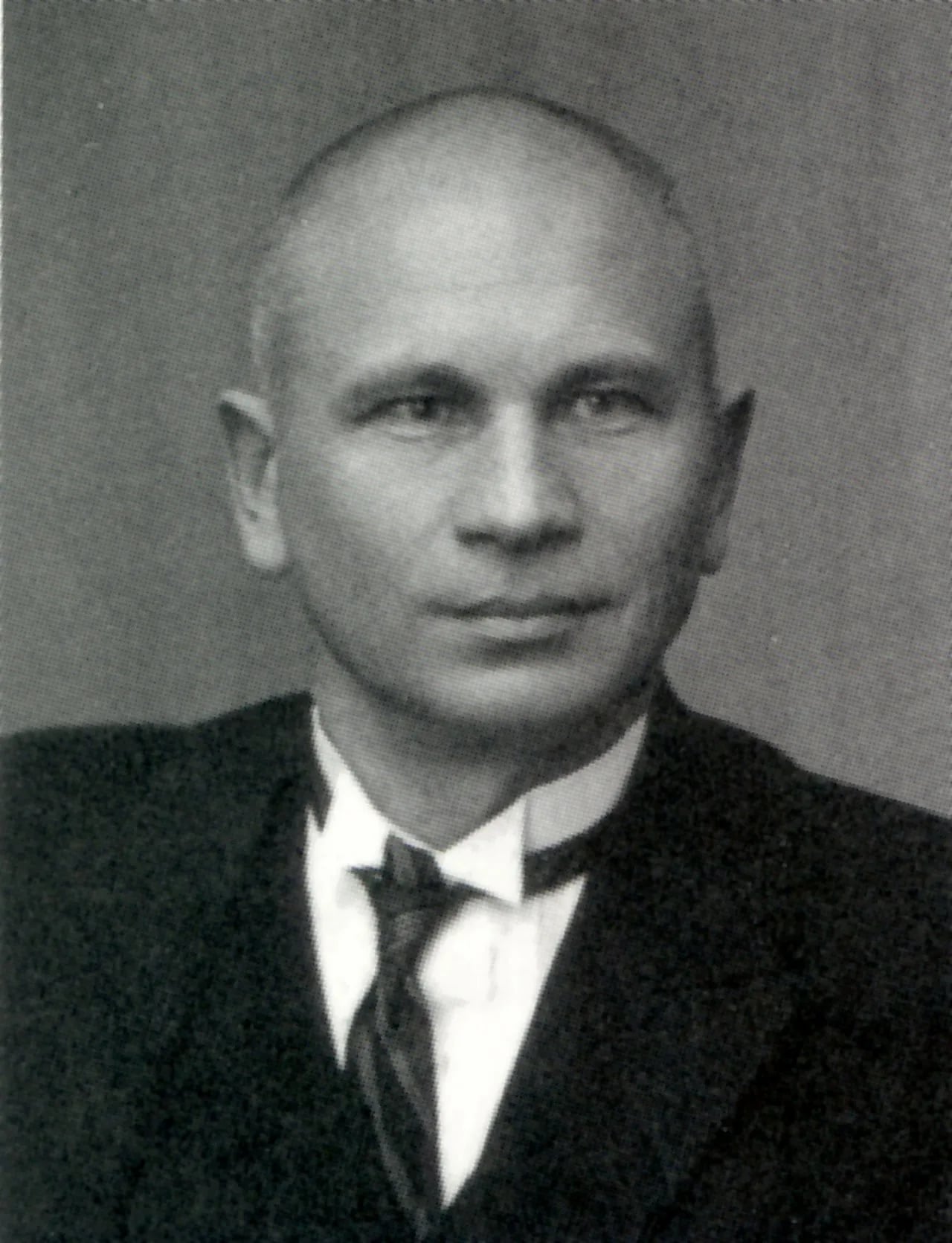 Portrait of August Maramaa (1881–1941) – memorial page