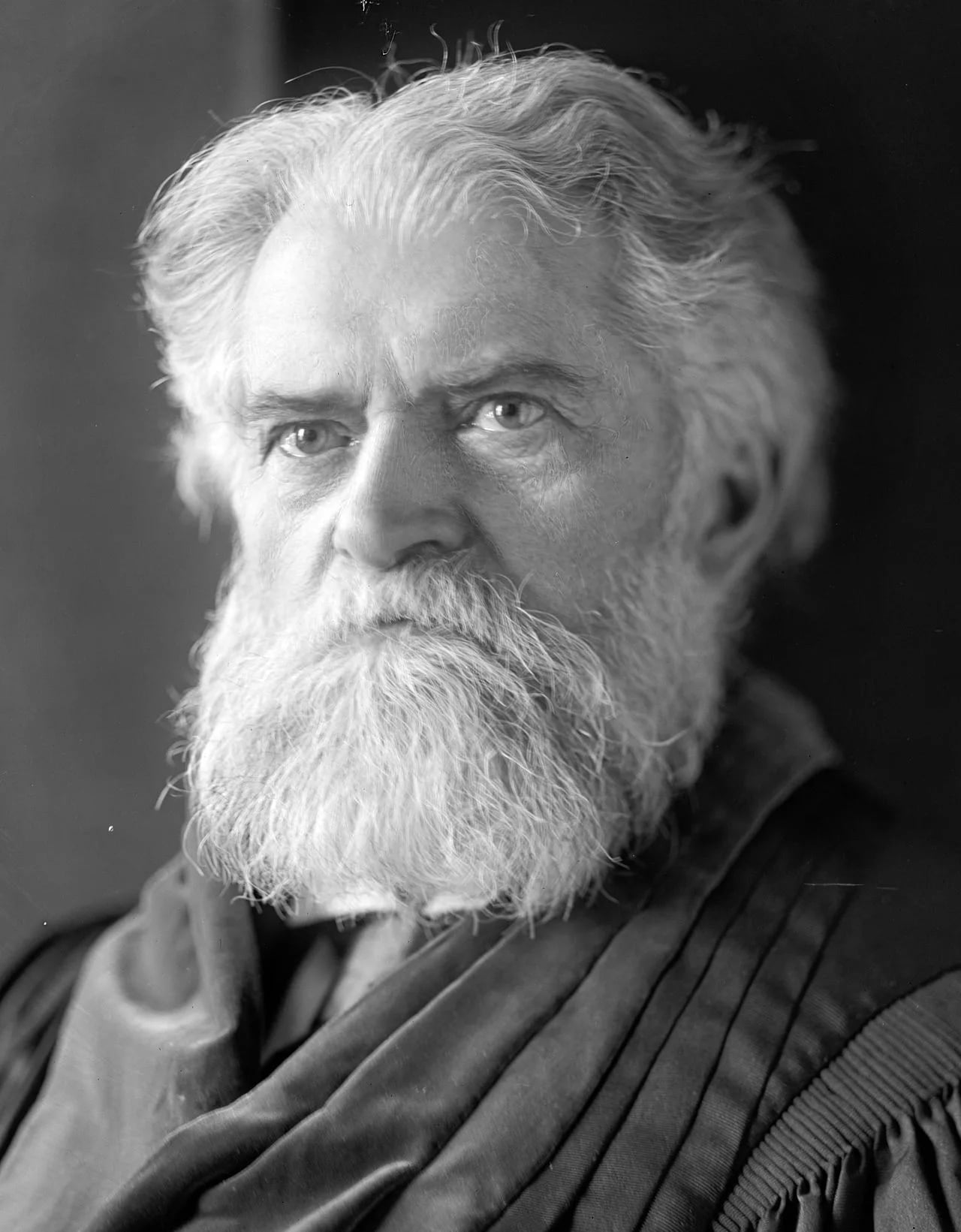 Portrait of Simon Newcomb (1835–1909) – memorial page