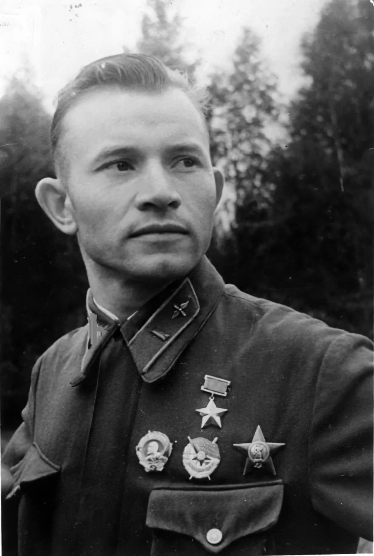 Porträt von Dmitry Mayskiy (1917–1943) – Gedenkseite