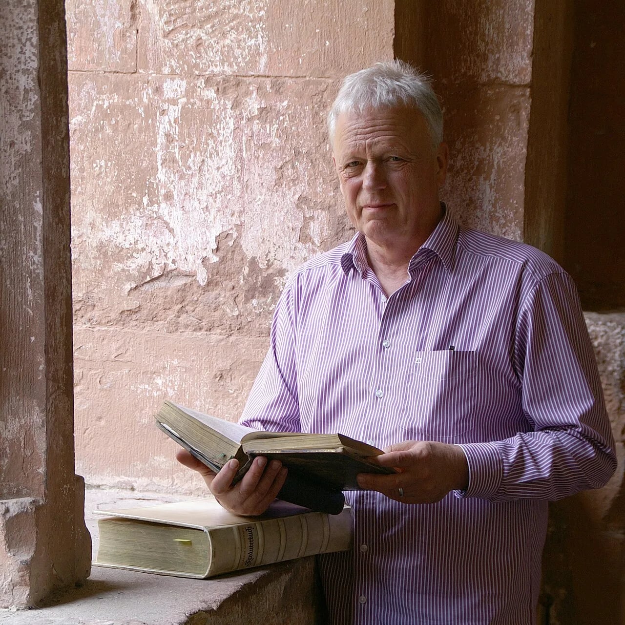 Portrait of Johannes Gottfried Mayer (1953–2019) – memorial page