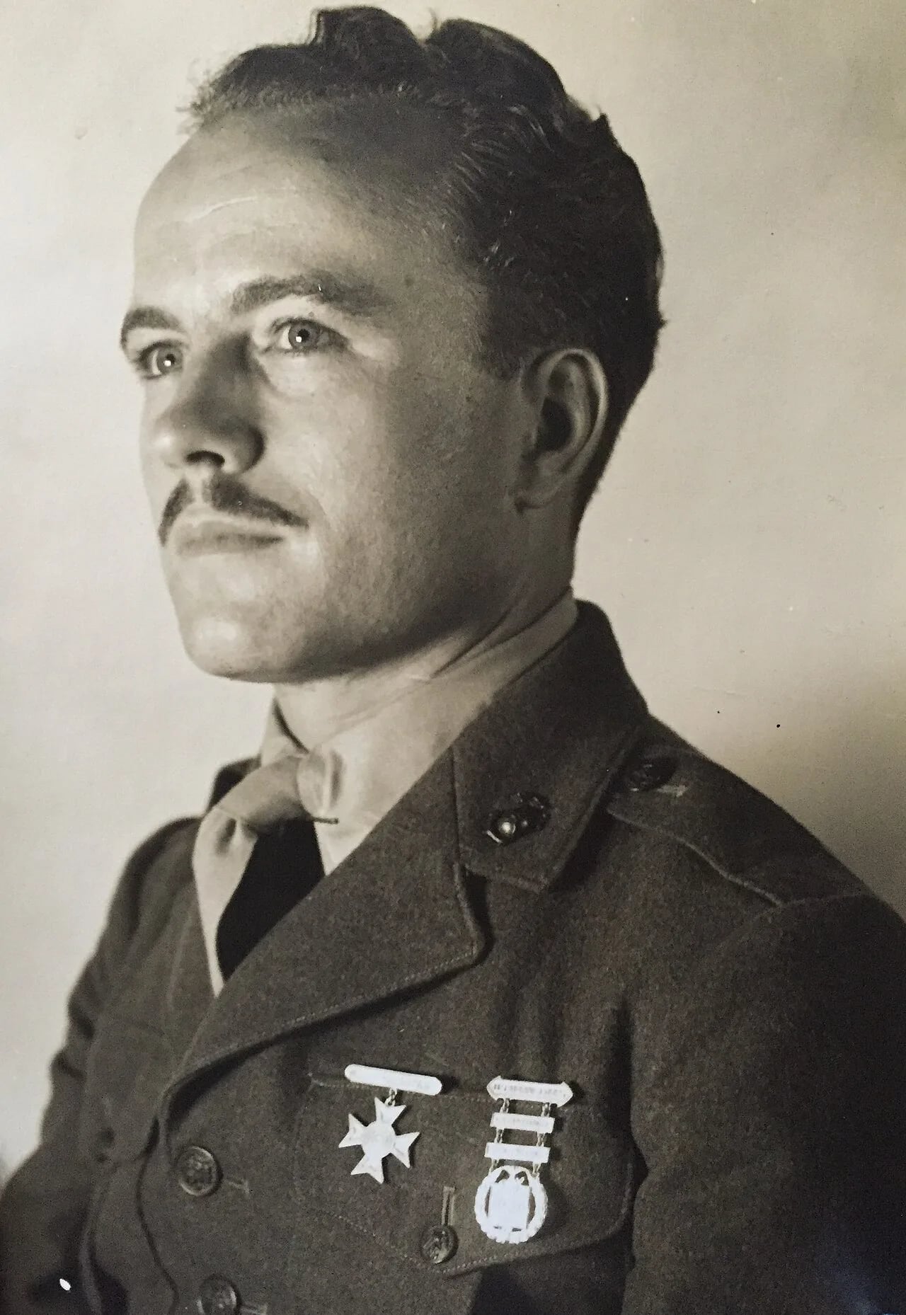 Porträt von James Neilson (1909–1979) – Gedenkseite