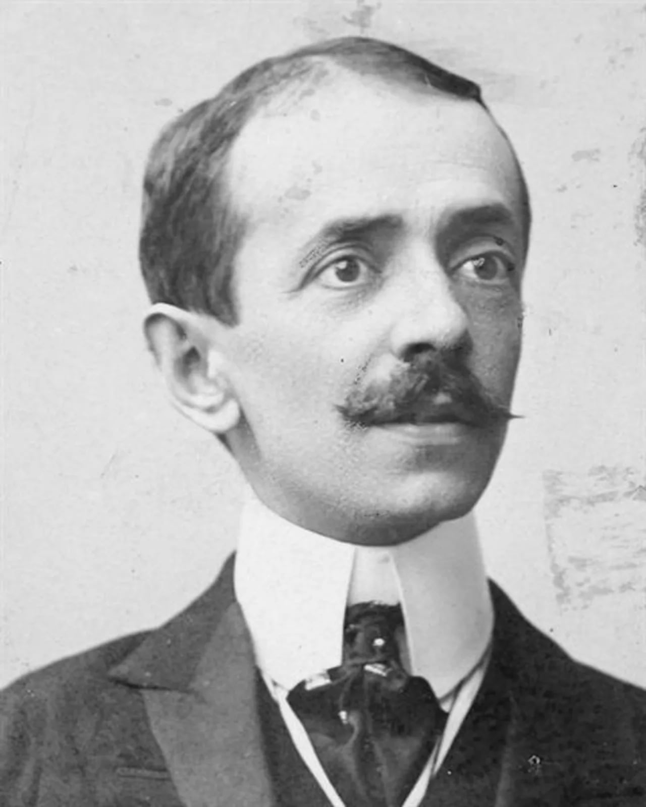 Porträt von Alberto Pinheiro Torres (1874–1962) – Gedenkseite