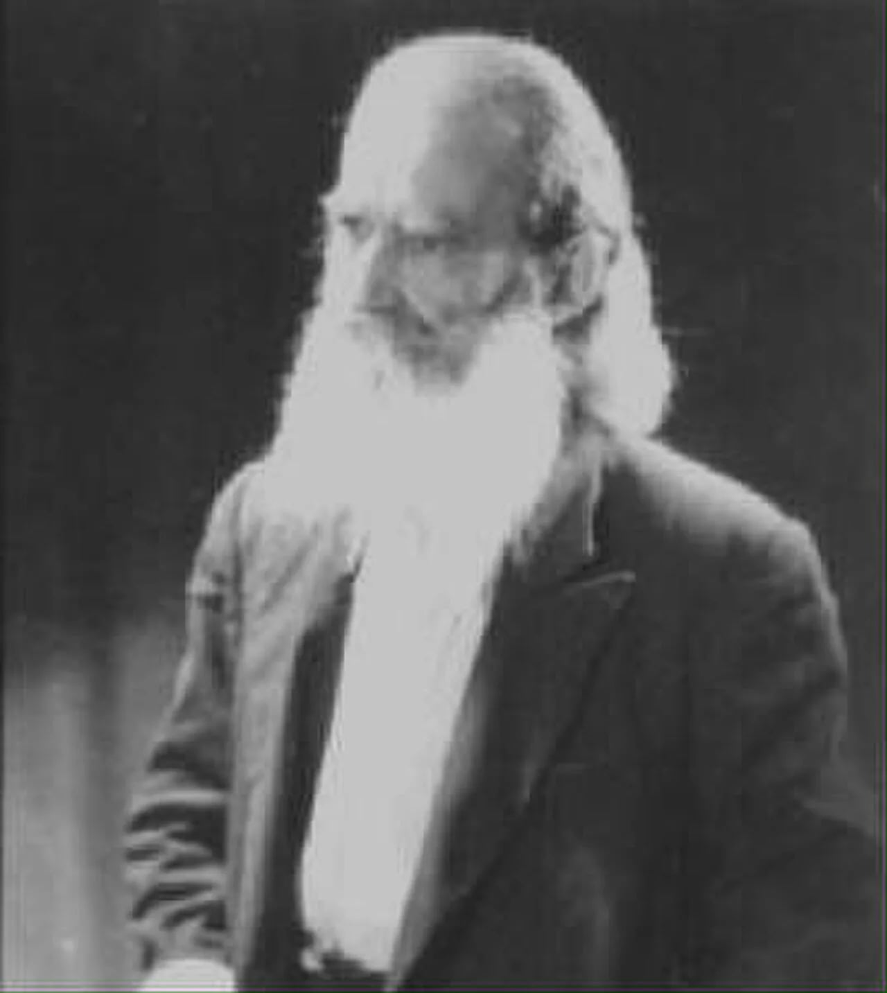 Portrait of António Gonçalves Correia (1886–1967) – memorial page