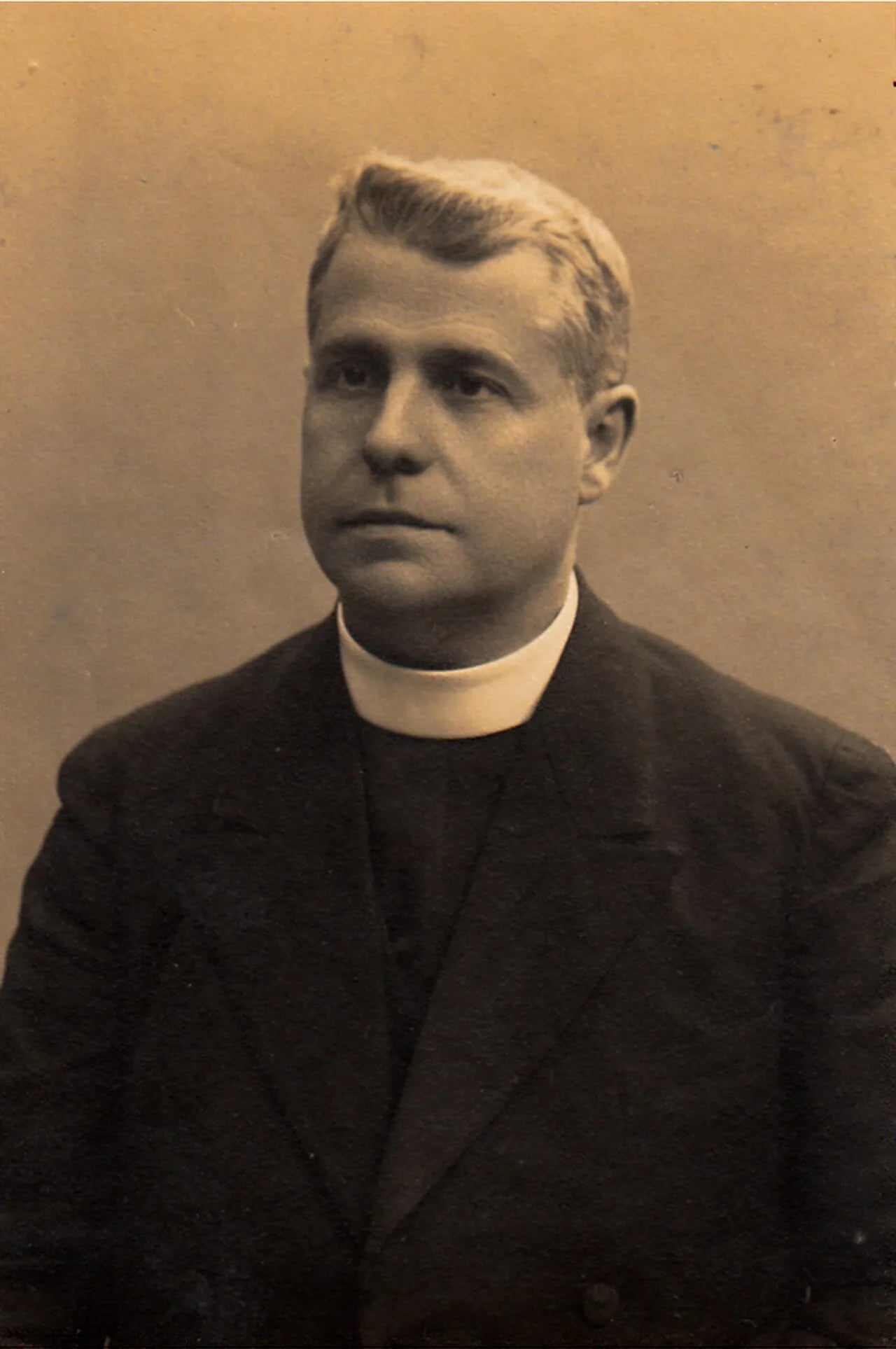 Portrait of António Oliveira Pinto S.J (1868–1933) – memorial page