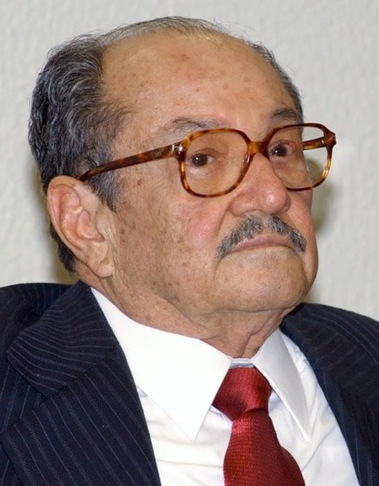 Porträt von Antonio Paes de Andrade (1927–2015) – Gedenkseite