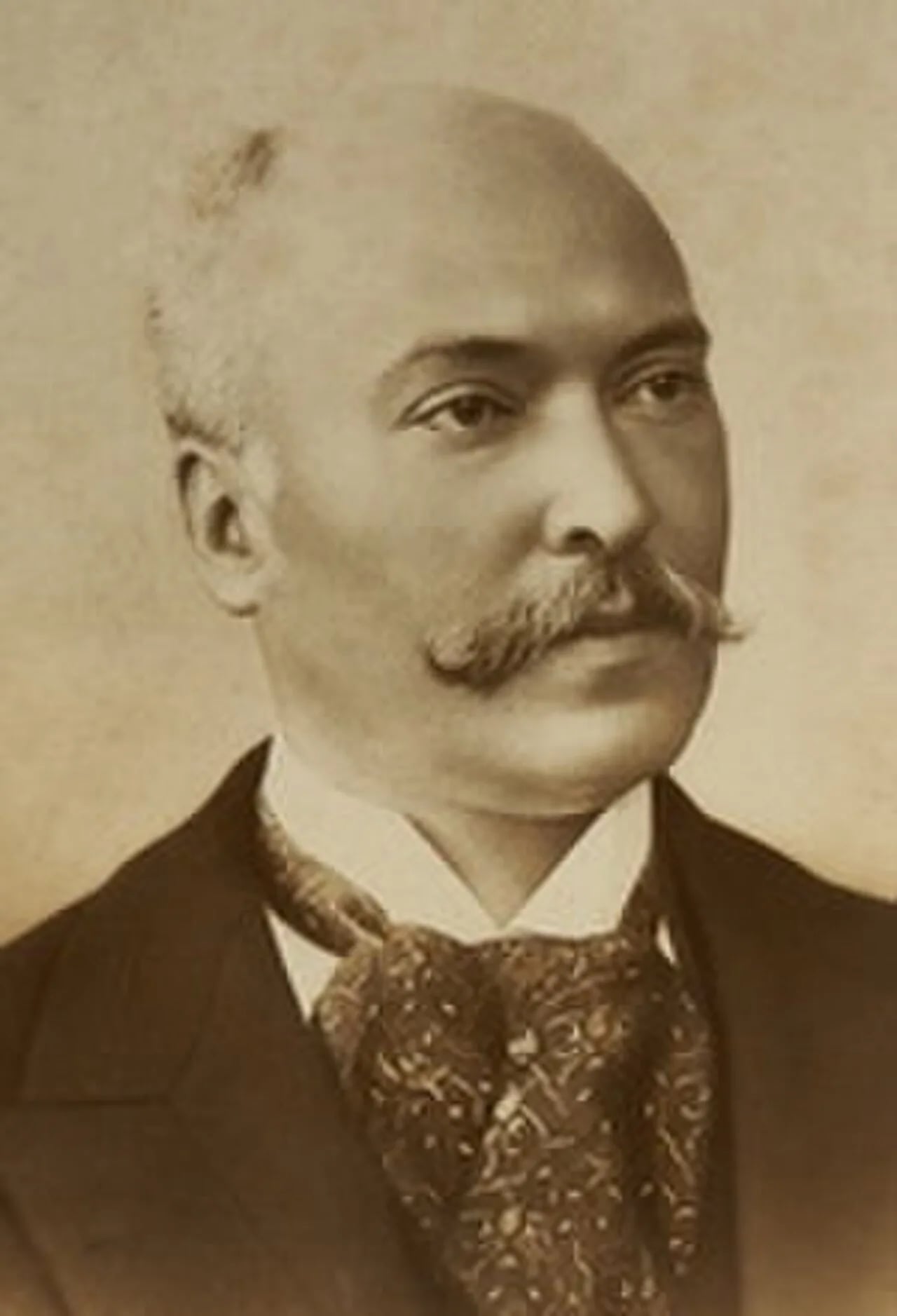 Portrait of Aristides Moreira da Mota (1855–1942) – memorial page