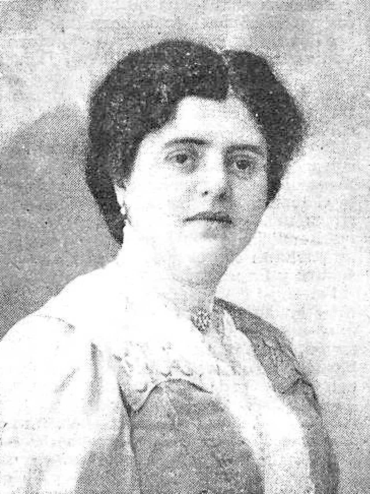 Porträt von Trinidad Arroyo Villaverde (1872–1959) – Gedenkseite