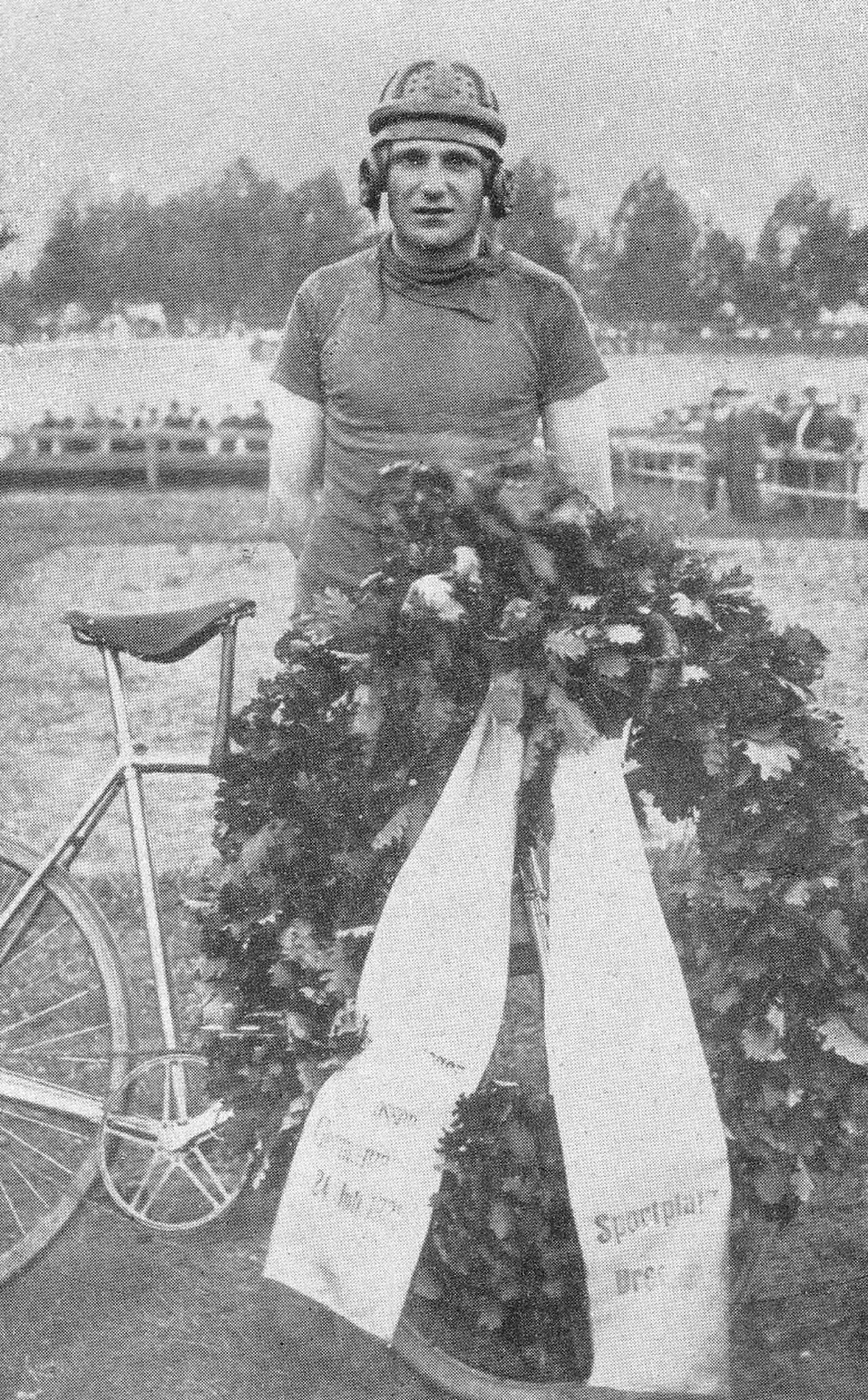 Porträt von Jean Weiss (1890–1978) – Gedenkseite