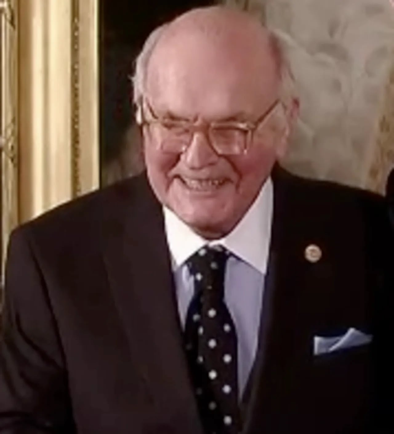 Portrait of Harry Coover (1917–2011) – memorial page
