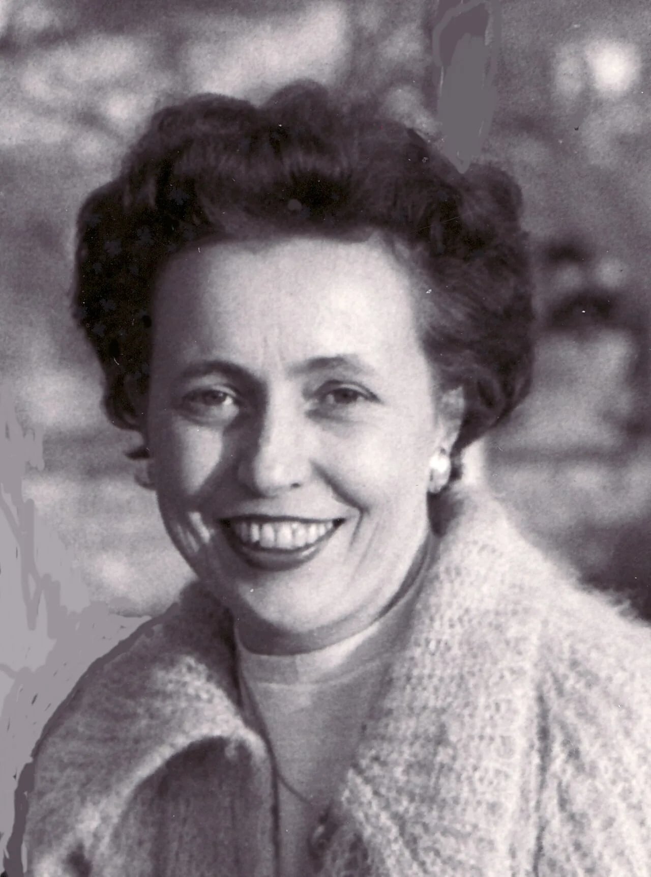 Porträt von Éva Saáry (1929–2014) – Gedenkseite