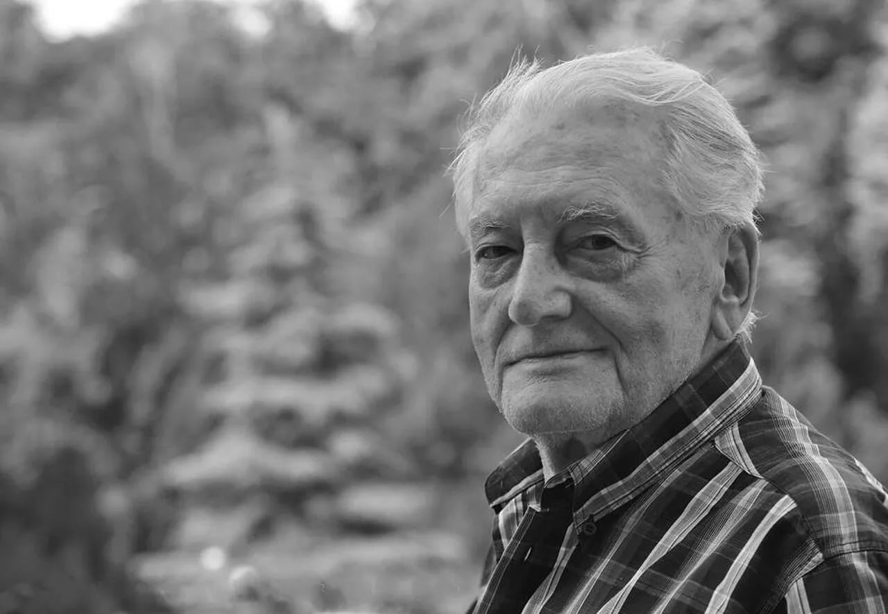 Portrait of Miklós Vajda (1931–2017) – memorial page