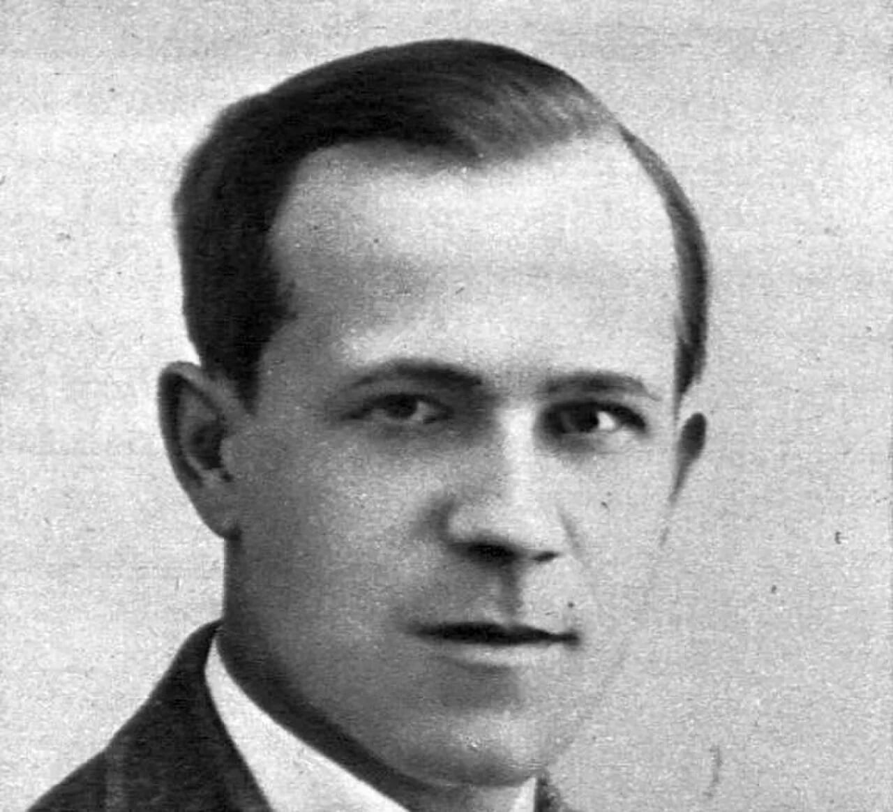 Portrait of Antonín Komár (1907–1951) – memorial page