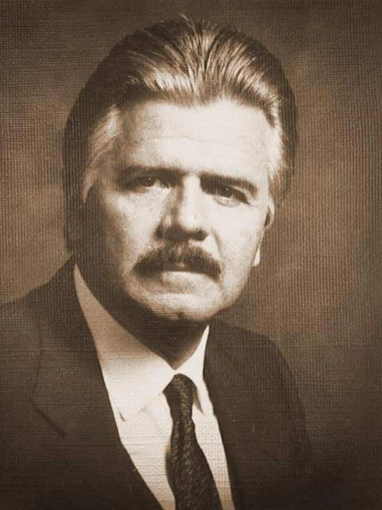 Portrait of Bernal Jiménez Monge (1930–2021) – memorial page