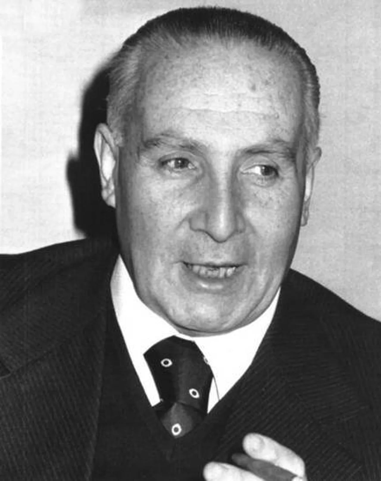 Portrait of Emanuele De Francesco (1921–2011) – memorial page