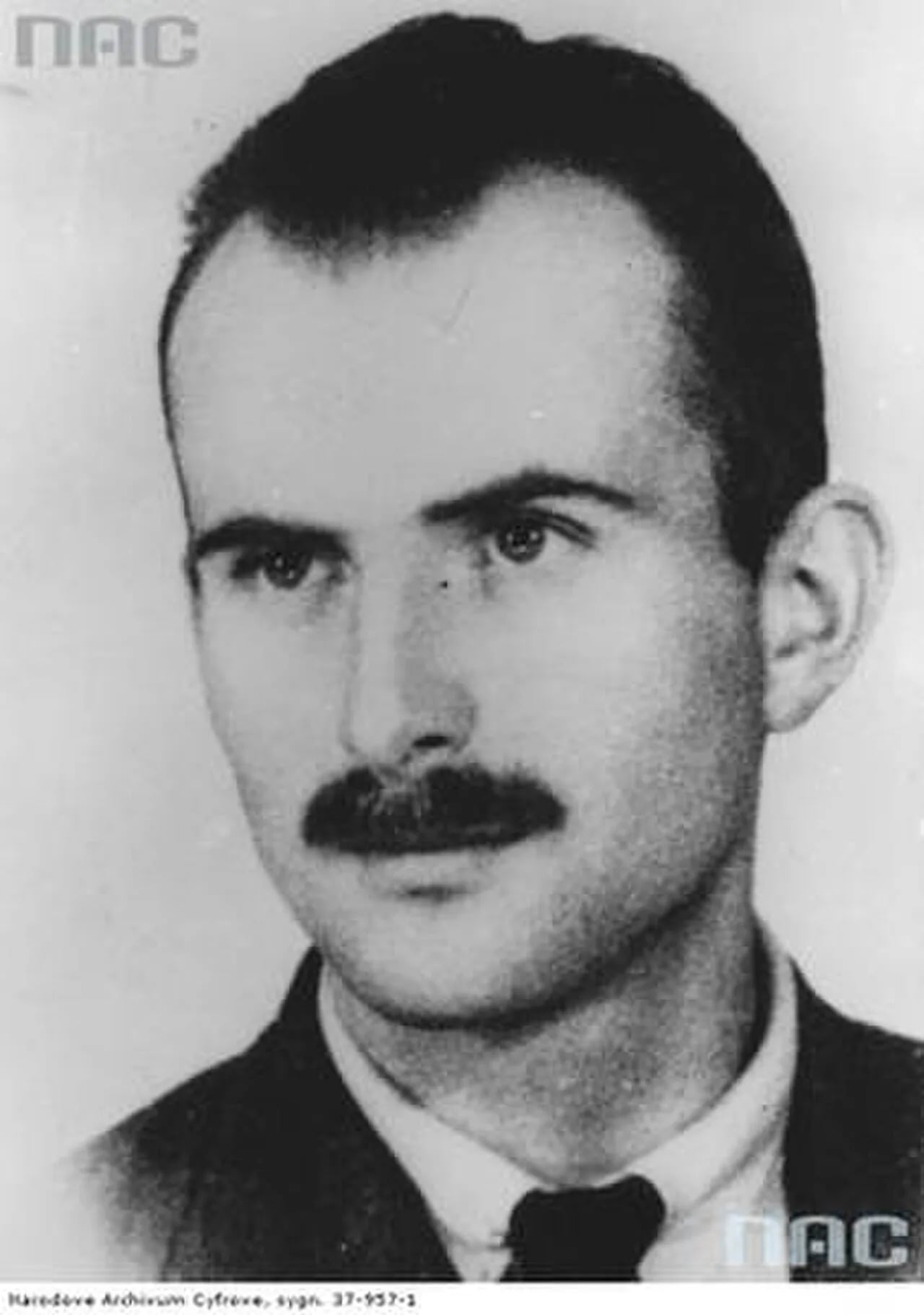 Portrait of Marian Garczyński (1918–1943) – memorial page