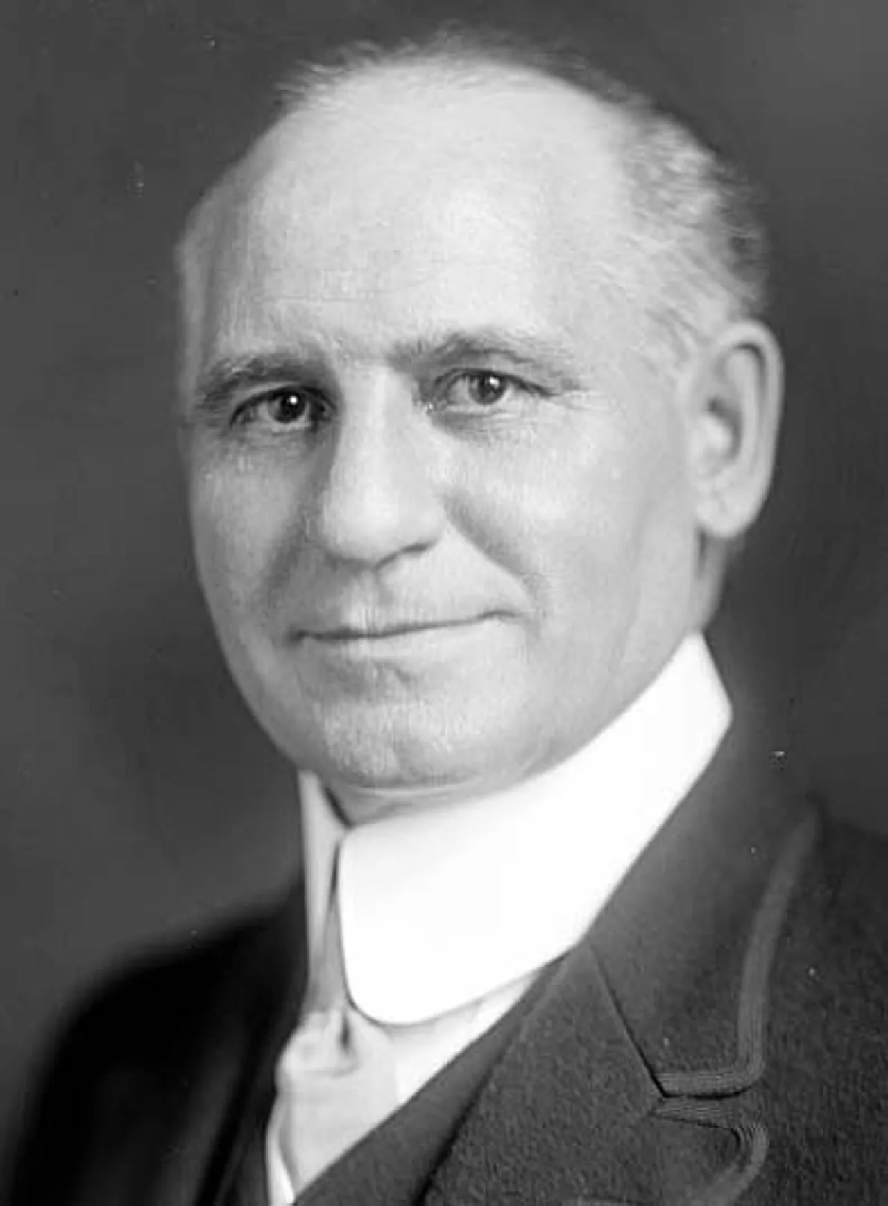 Portrait of John M. Evans (1863–1946) – memorial page