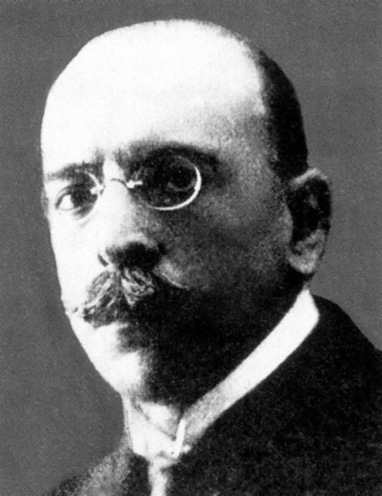 Portrait of Juan de Dios Salazar y Oyarzábal (1875–1923) – memorial page