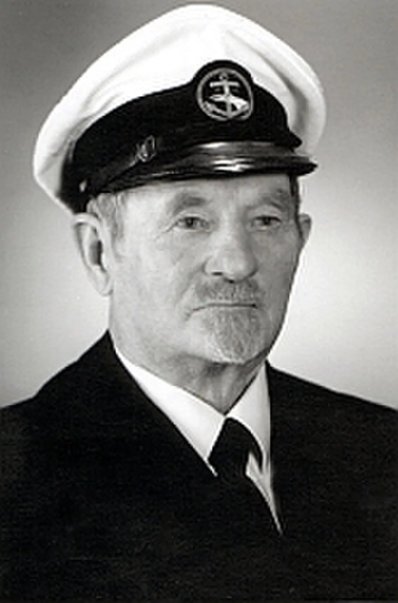 Porträt von Robert Clauß (1894–1974) – Gedenkseite