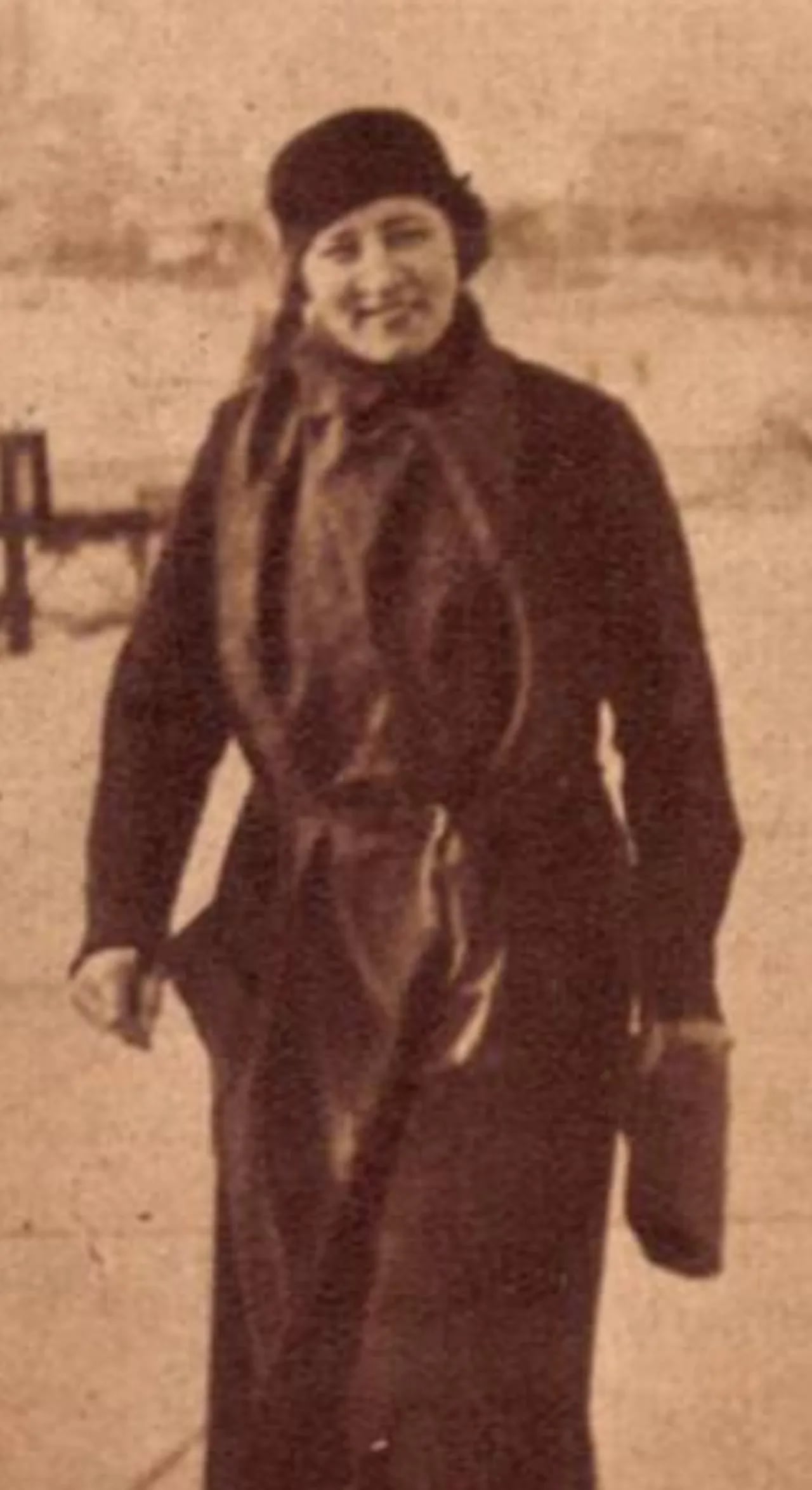Portrait of Veturia Goga (1883–1979) – memorial page