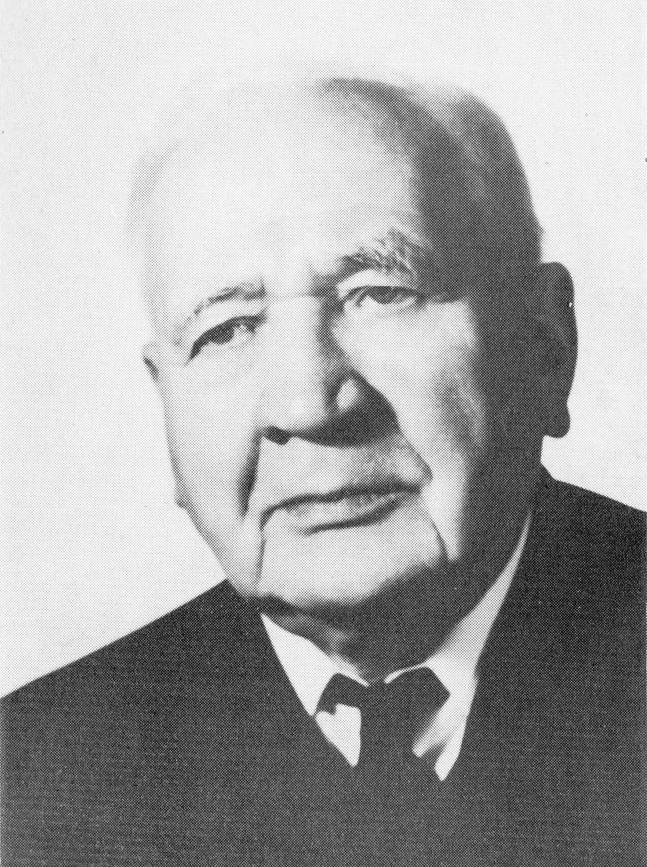 Portrait of Stanisław Krakiewicz (1892–1985) – memorial page