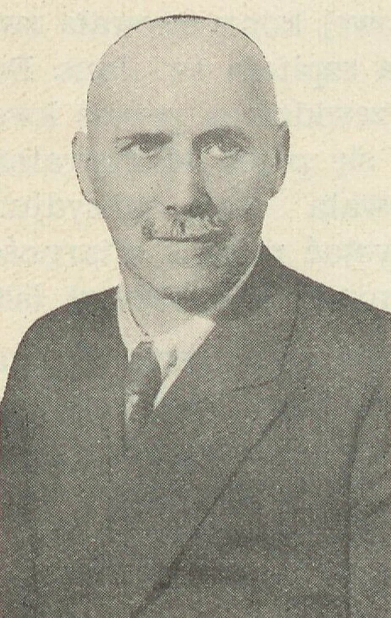 Portrait of Teodor Łapiński (1872–1954) – memorial page