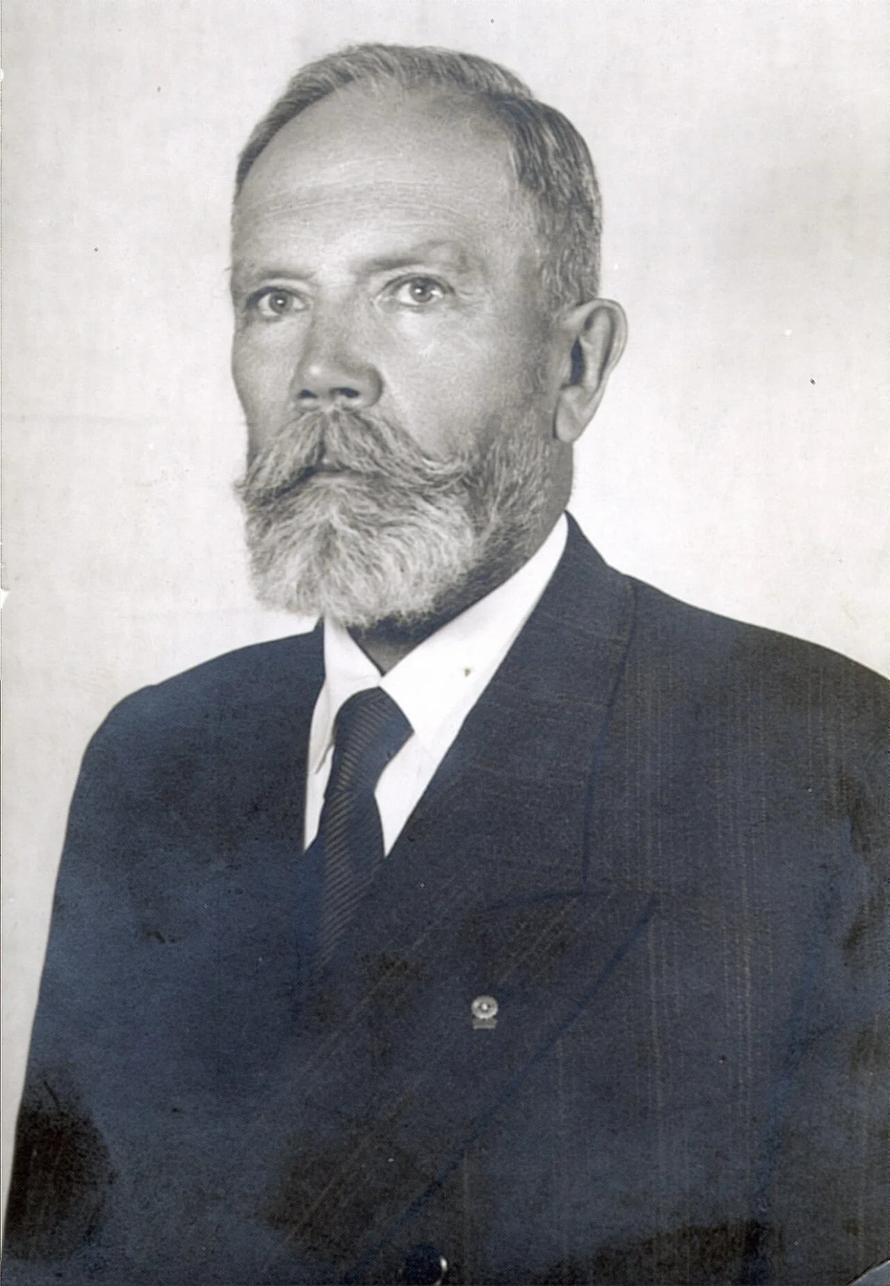 Portrait of Neandro Schilling Campos (1875–1949) – memorial page