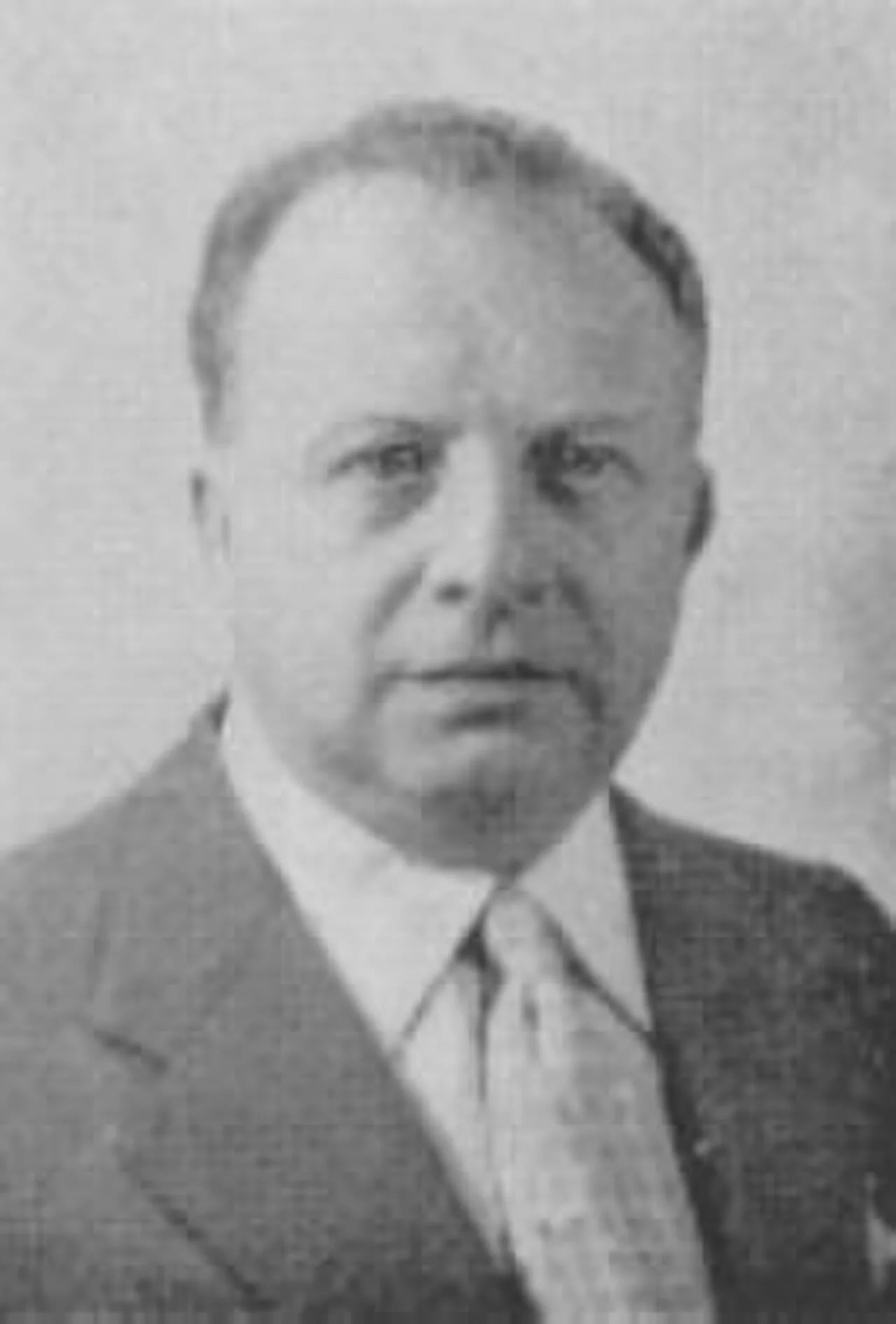 Portrait of Vincenzo Tieri (1895–1970) – memorial page