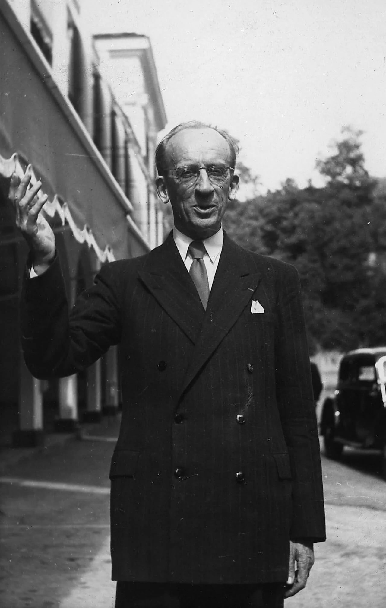 Porträt von Léon Vallas (1879–1956) – Gedenkseite