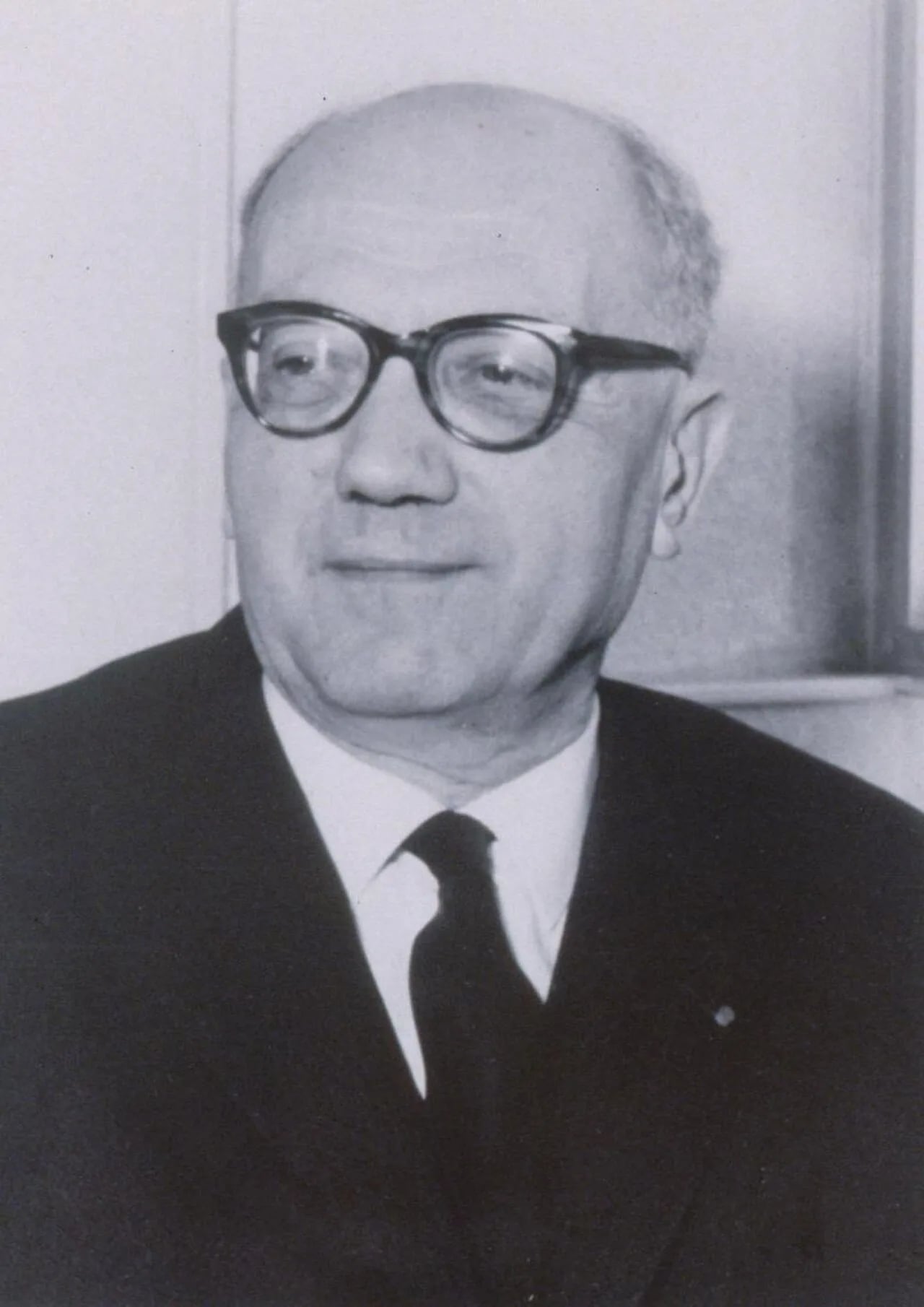 Porträt von Joseph-François Angelloz (1893–1978) – Gedenkseite