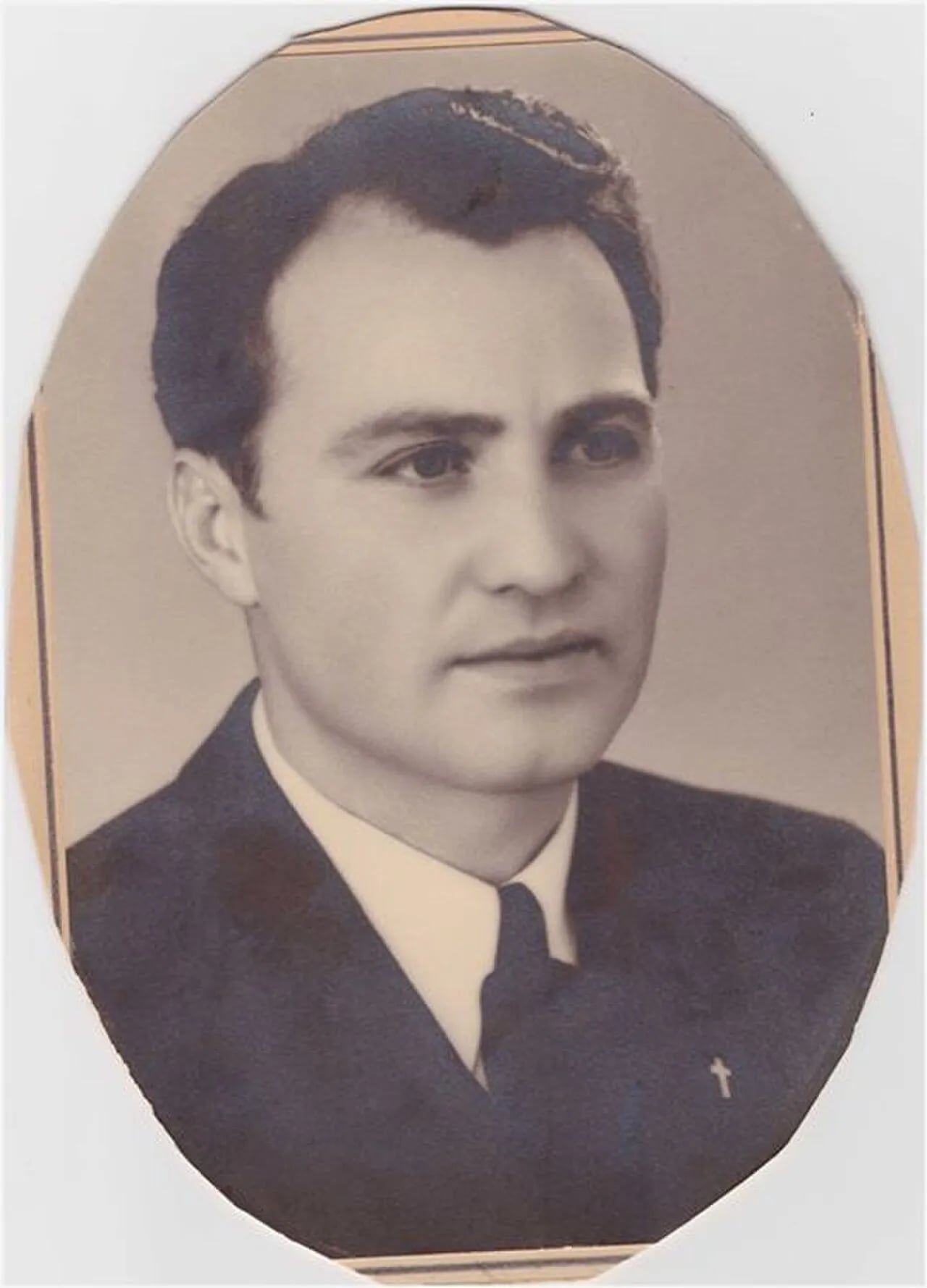Portrait of Erik Sonesson (1911–2004) – memorial page
