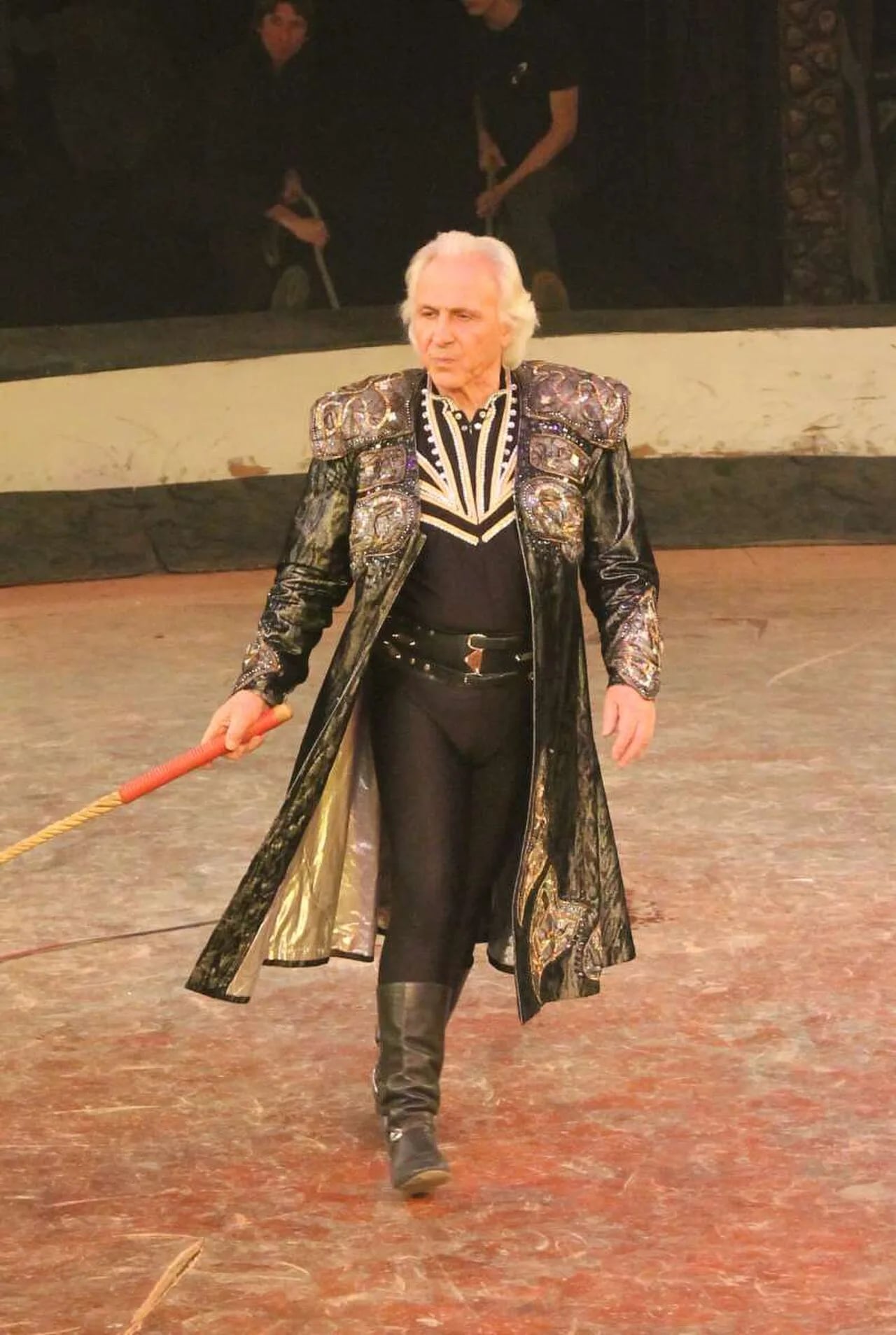 Porträt von Tamerlan Nugsarow (1942–2020) – Gedenkseite
