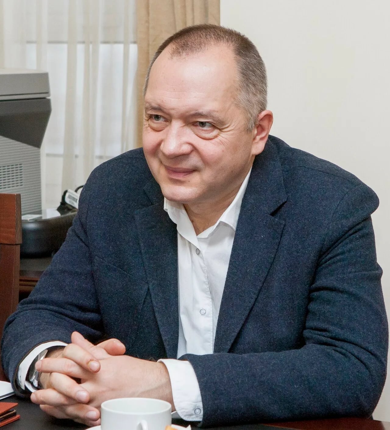 Porträt von Dmitri Olegowitsch Serow (1963–2019) – Gedenkseite