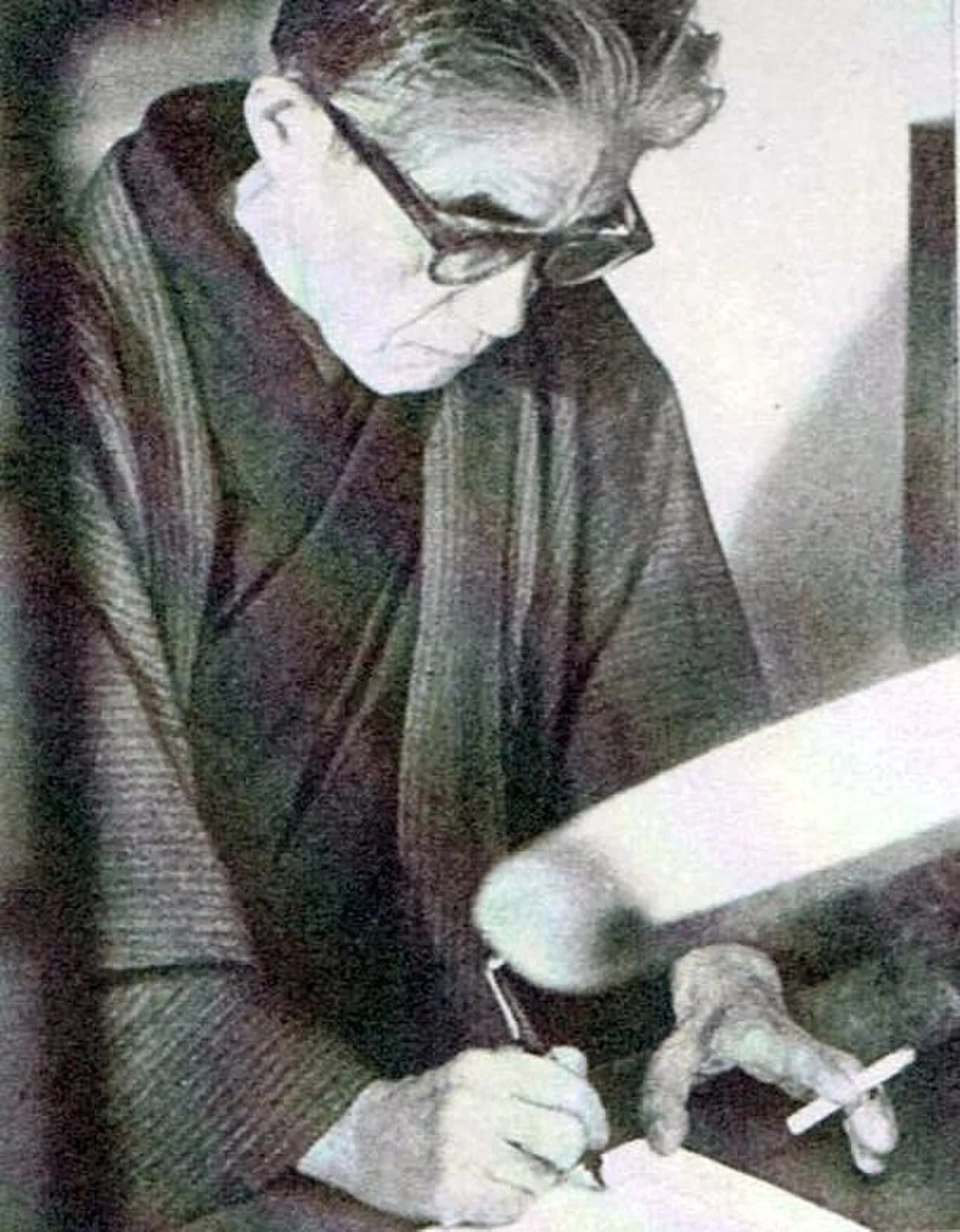 Portrait of Wada Yoshie (1906–1977) – memorial page