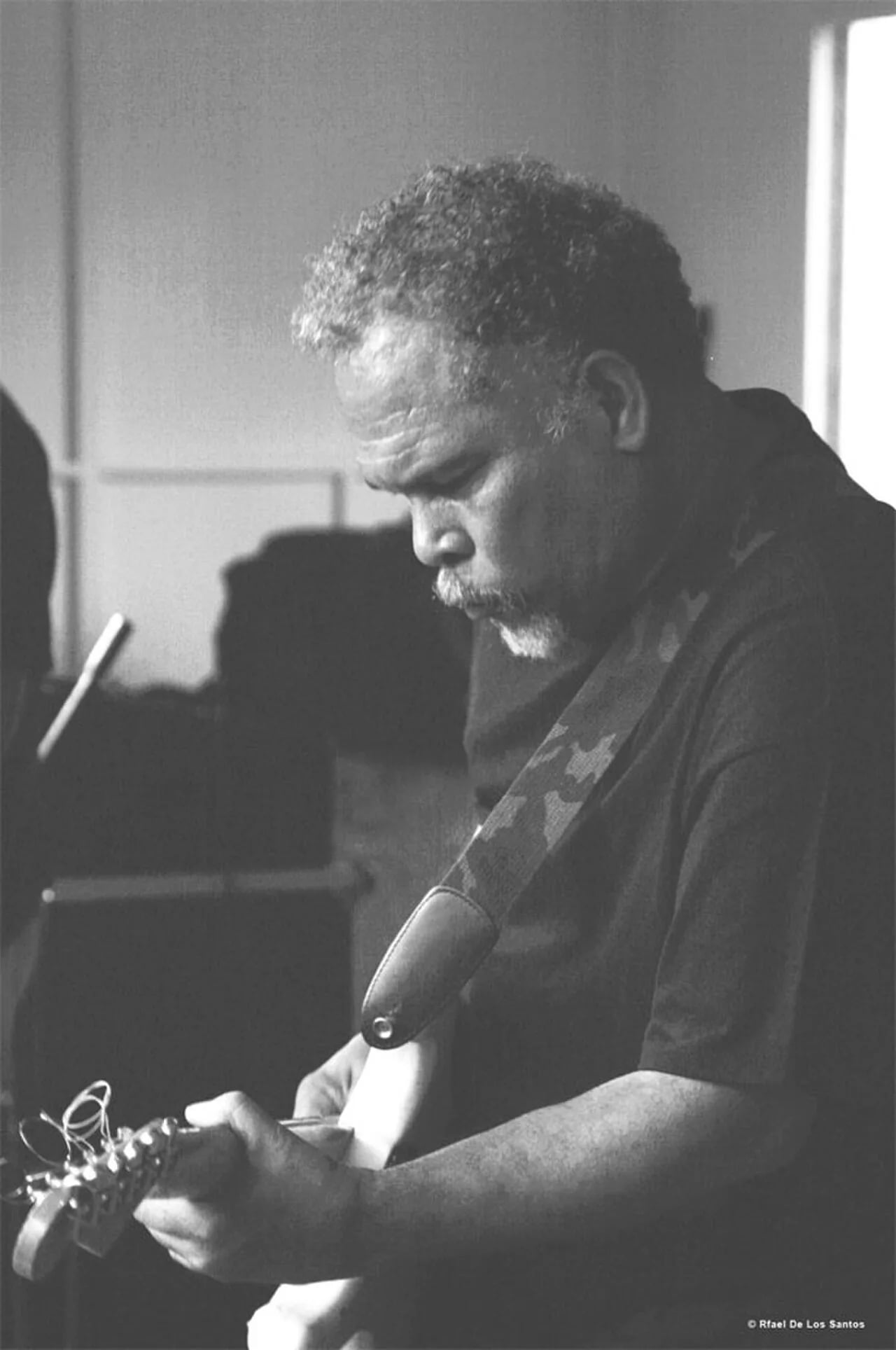 Portrait of Luis Días (1952–2009) – memorial page