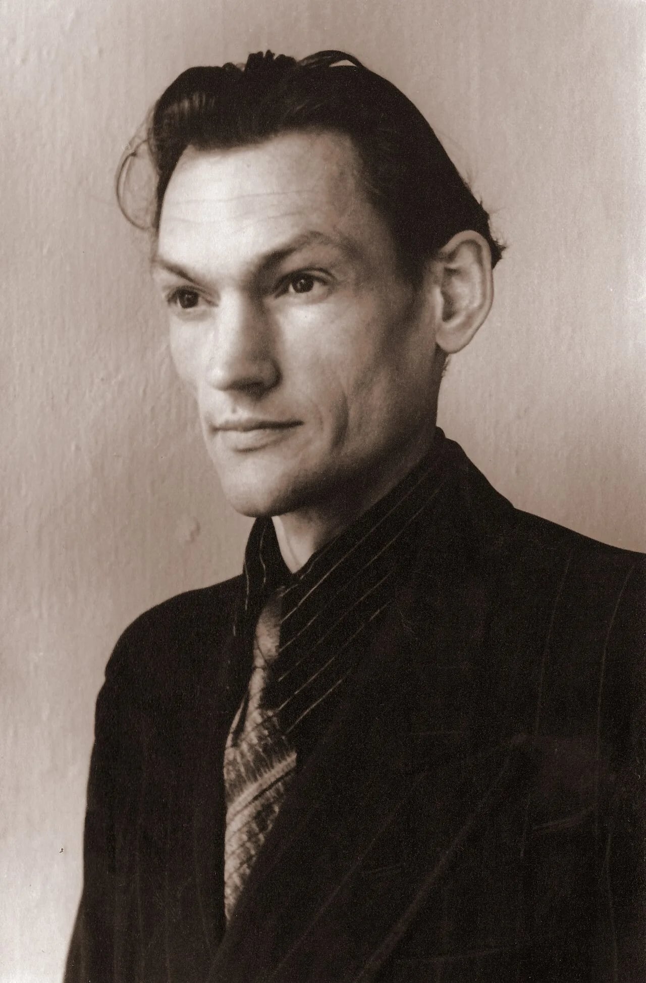 Portrait of Vladimir Tsybizov (1918–1999) – memorial page