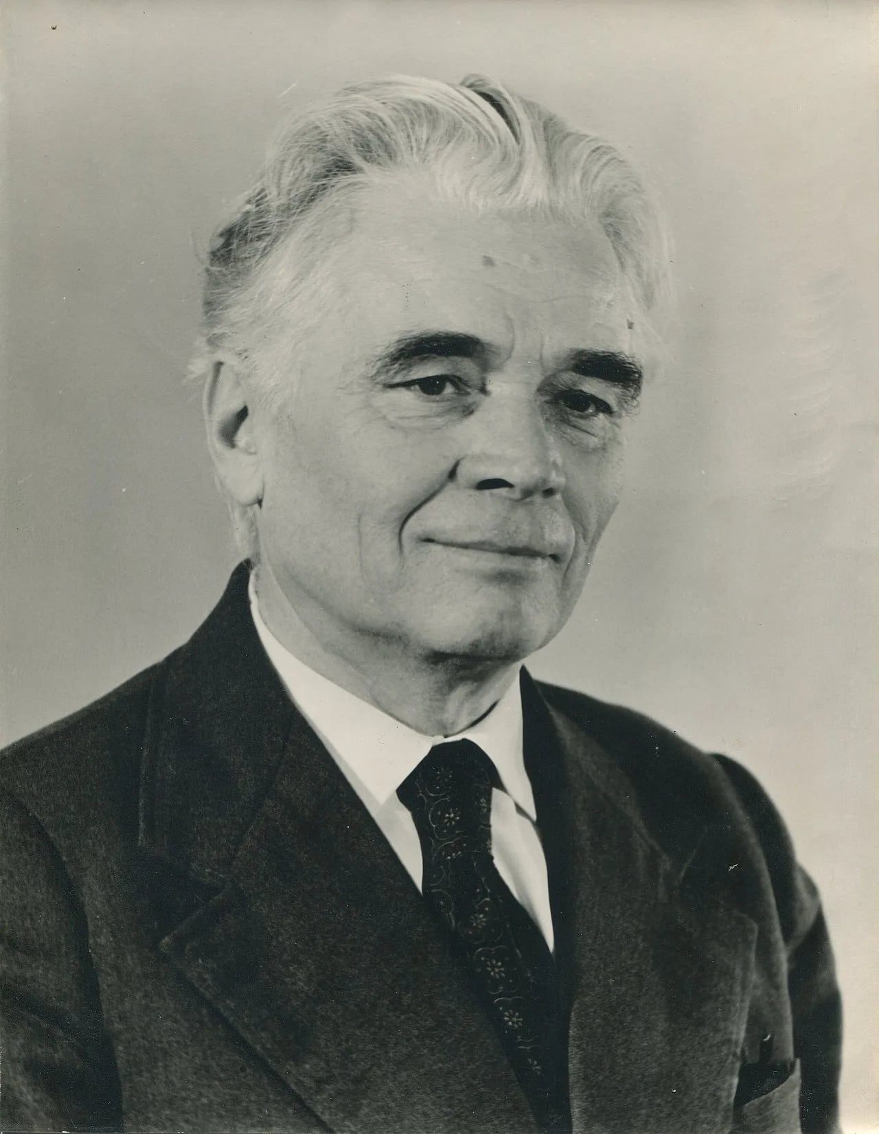 Portrait of Ivan Ushenko (1913–2001) – memorial page