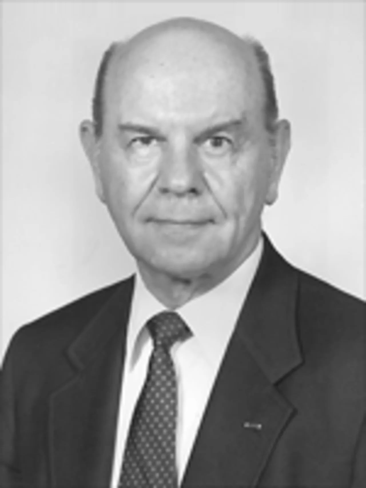 Porträt von John F. Kurtzke (1926–2015) – Gedenkseite