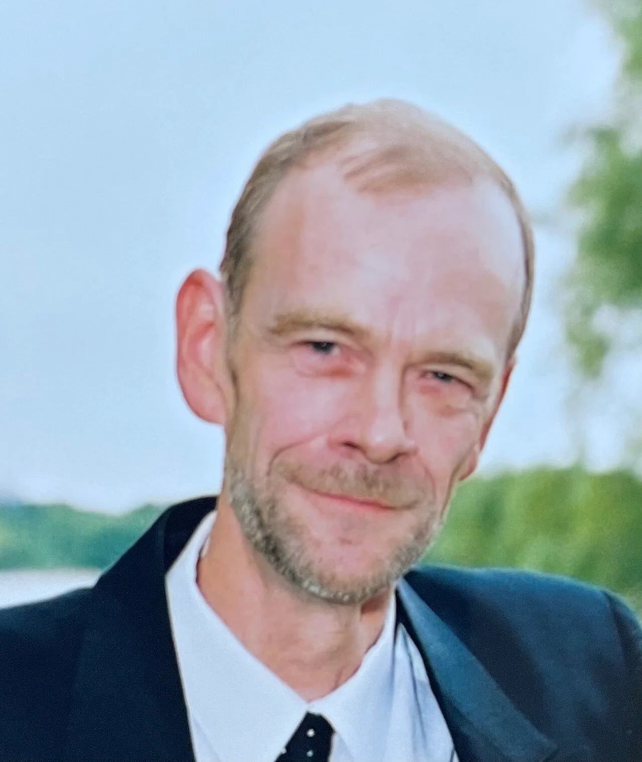 Portrait of John Mellors (1947–2021) – memorial page
