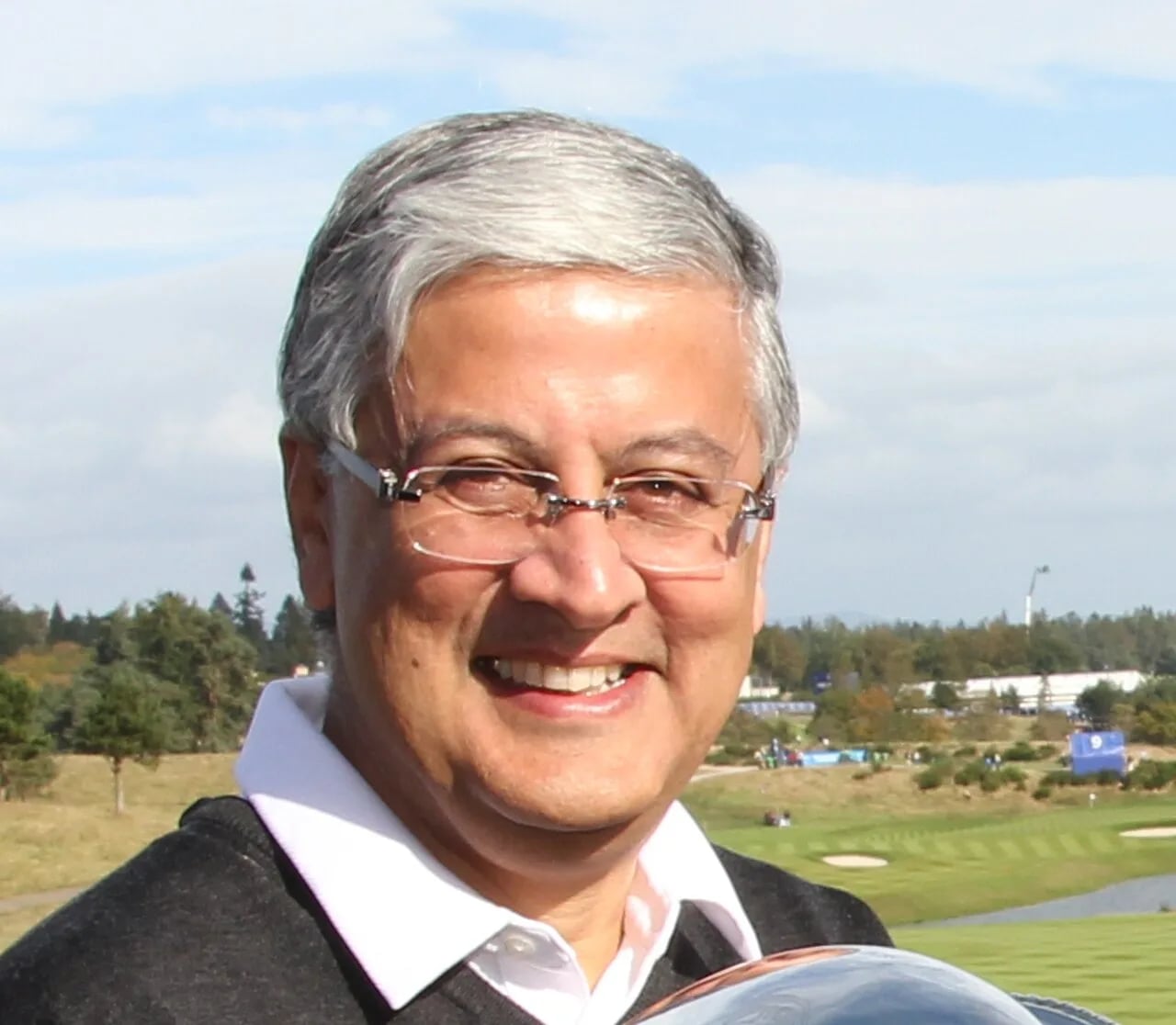 Porträt von Ivan Menezes (1960–2023) – Gedenkseite