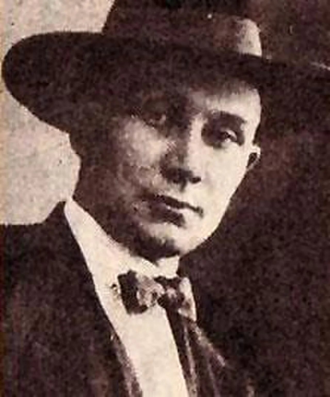 Portrait of Alcides Greca (1889–1956) – memorial page