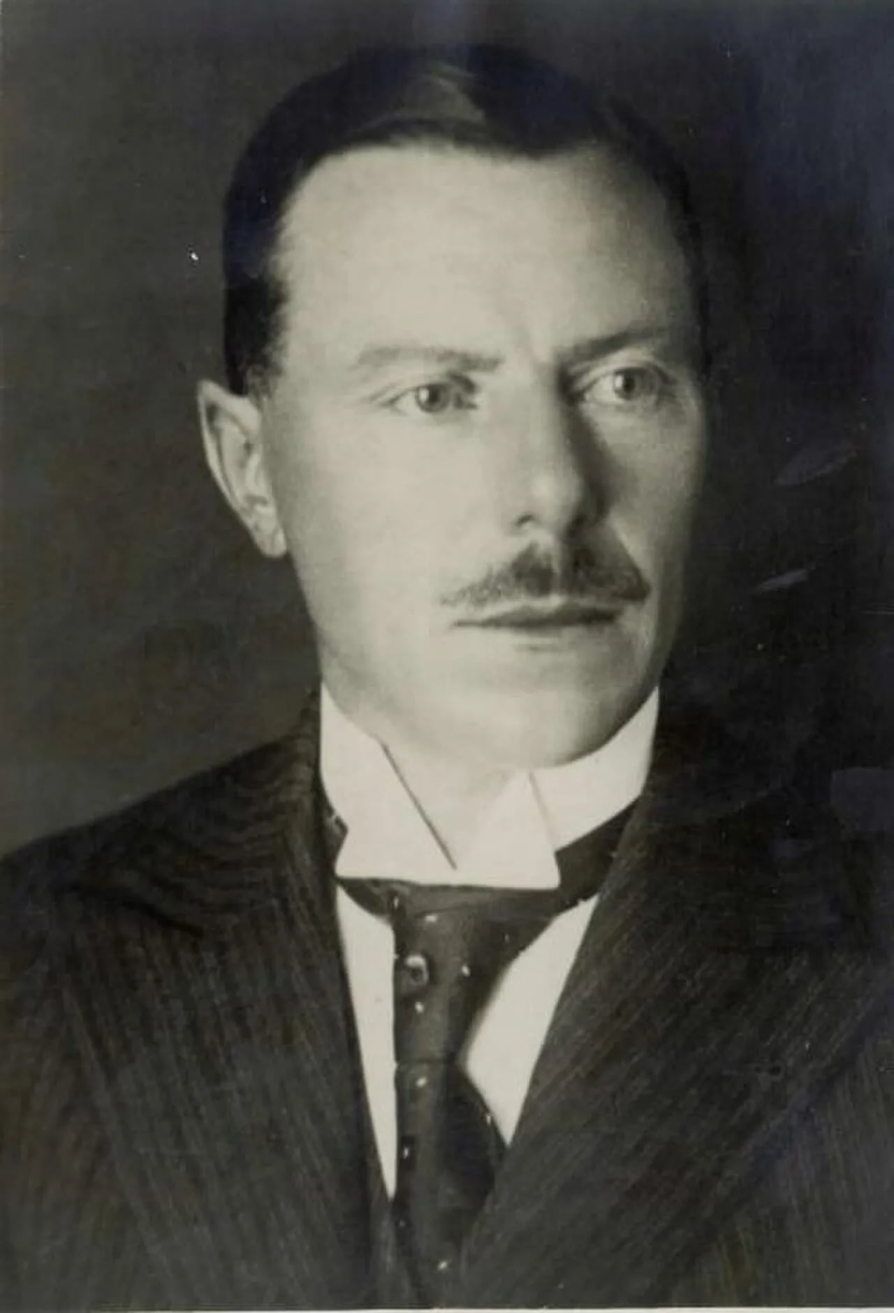 Porträt von Ljudevit Pivko (1880–1937) – Gedenkseite