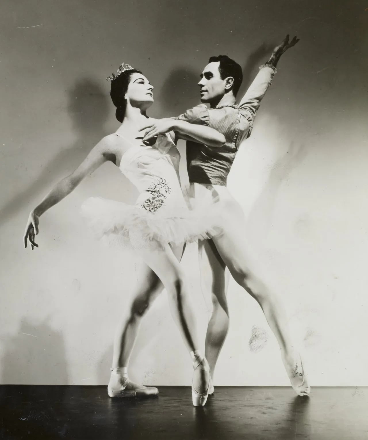 Porträt von Leon Danielian (1920–1997) – Gedenkseite